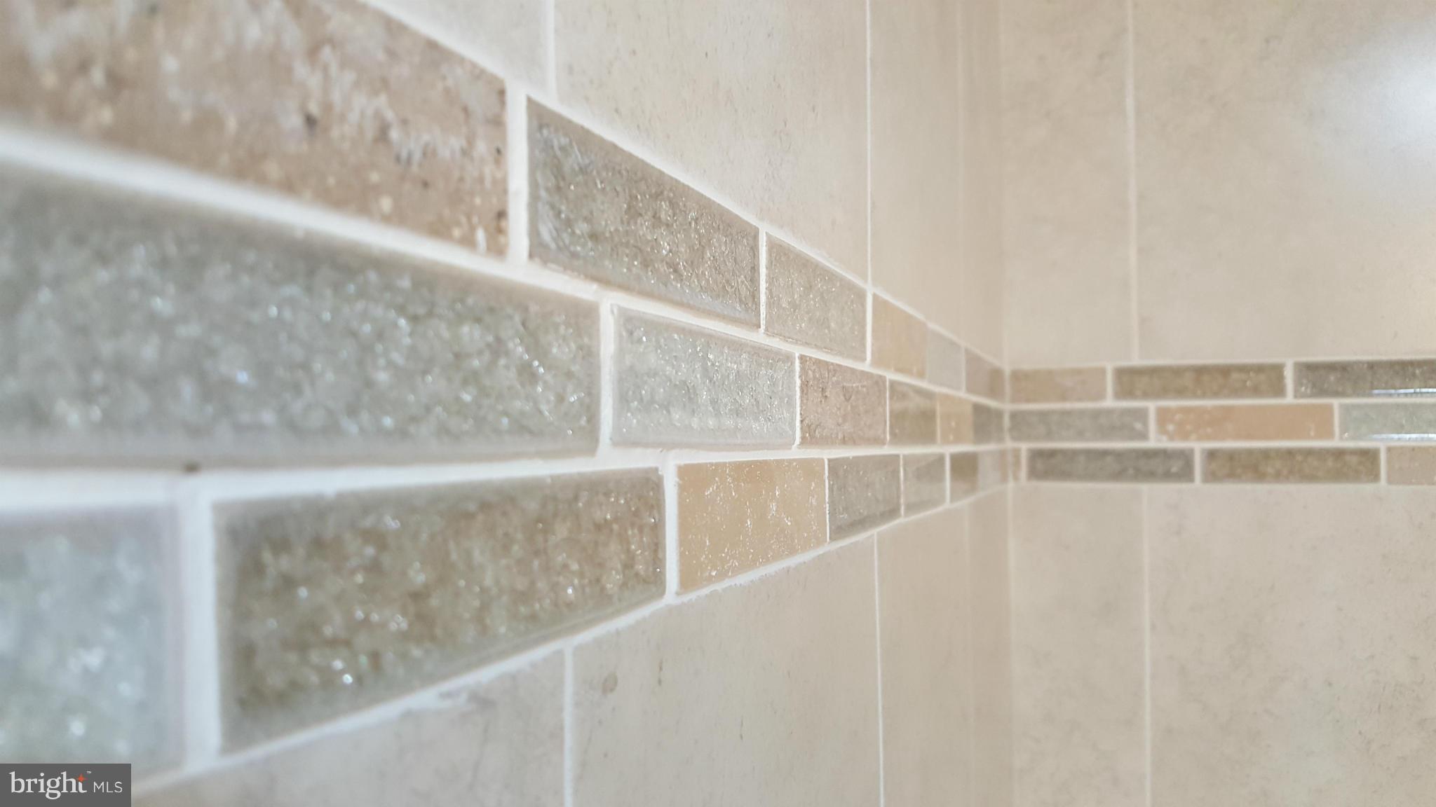 COUNTRY CLUB MANOR - Residential Lease