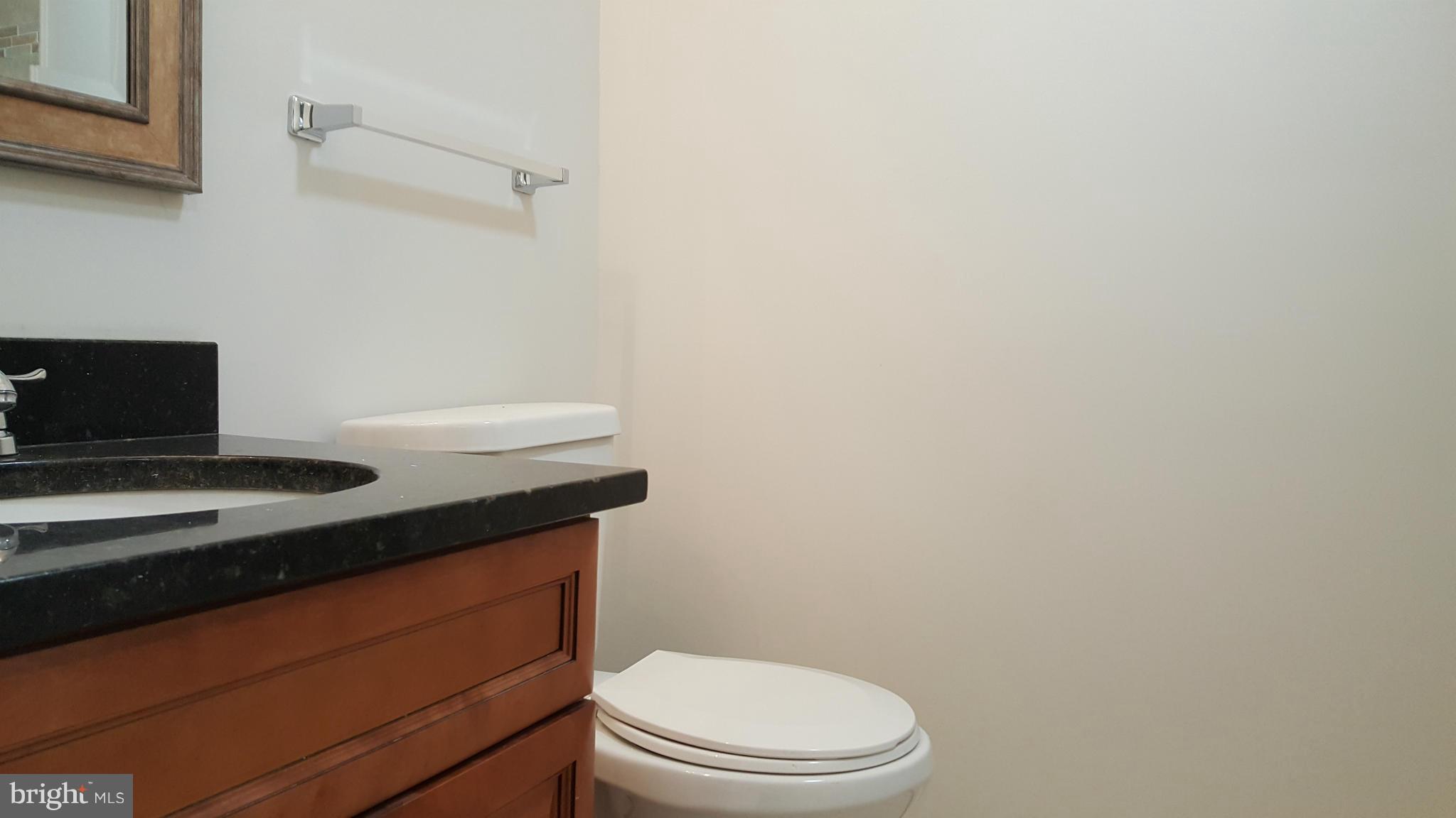 COUNTRY CLUB MANOR - Residential Lease