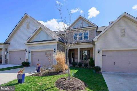Townhouse For Sale - 15563 Blue Lotus Lane<br/> Prince William County, HAYMARKET, VA 20169