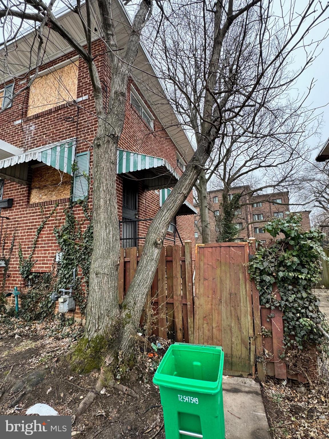 OXON HILL - Residential