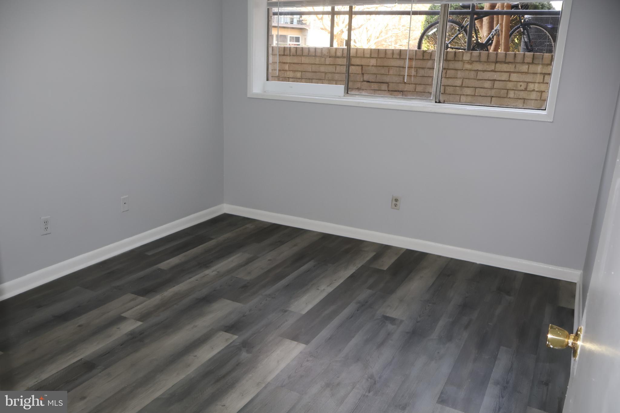 AMERICANA FAIRFAX - Residential Lease