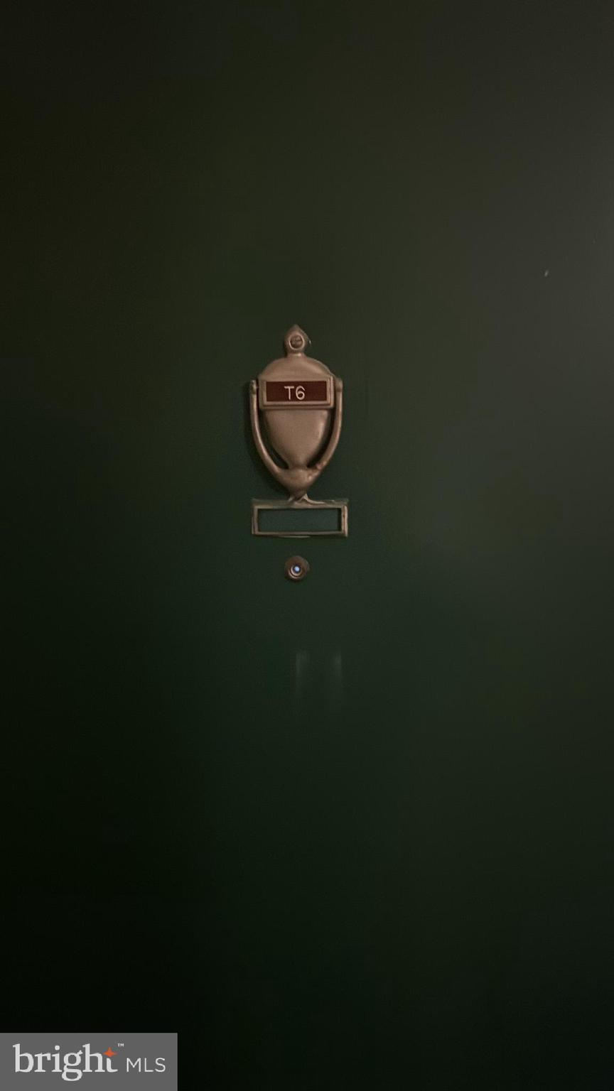 AMERICANA FAIRFAX - Residential Lease