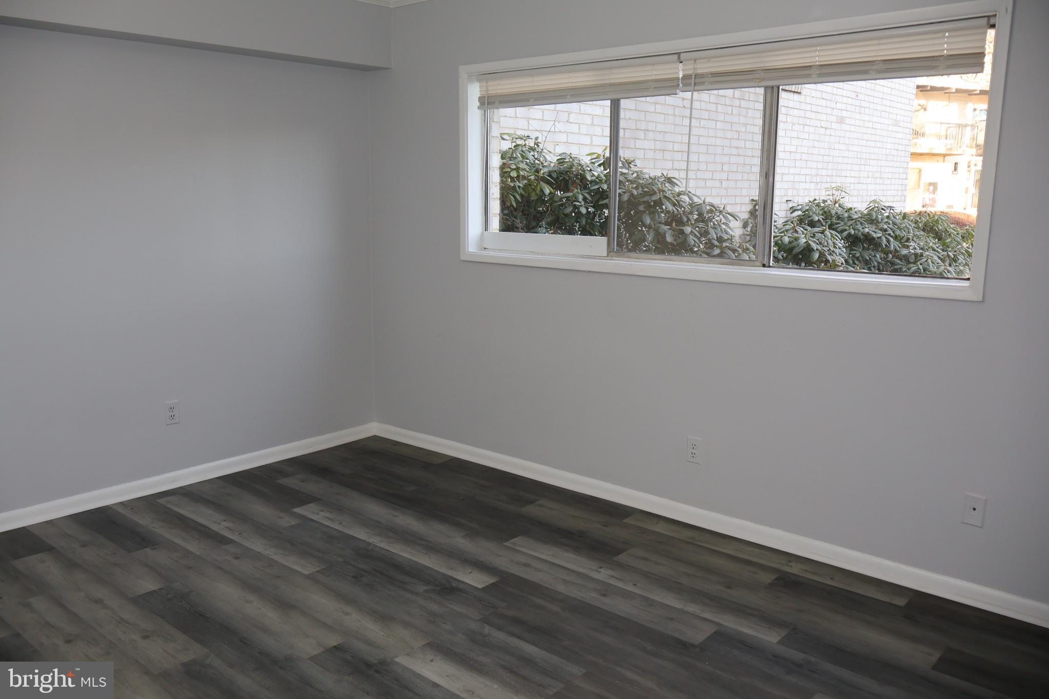 AMERICANA FAIRFAX - Residential Lease