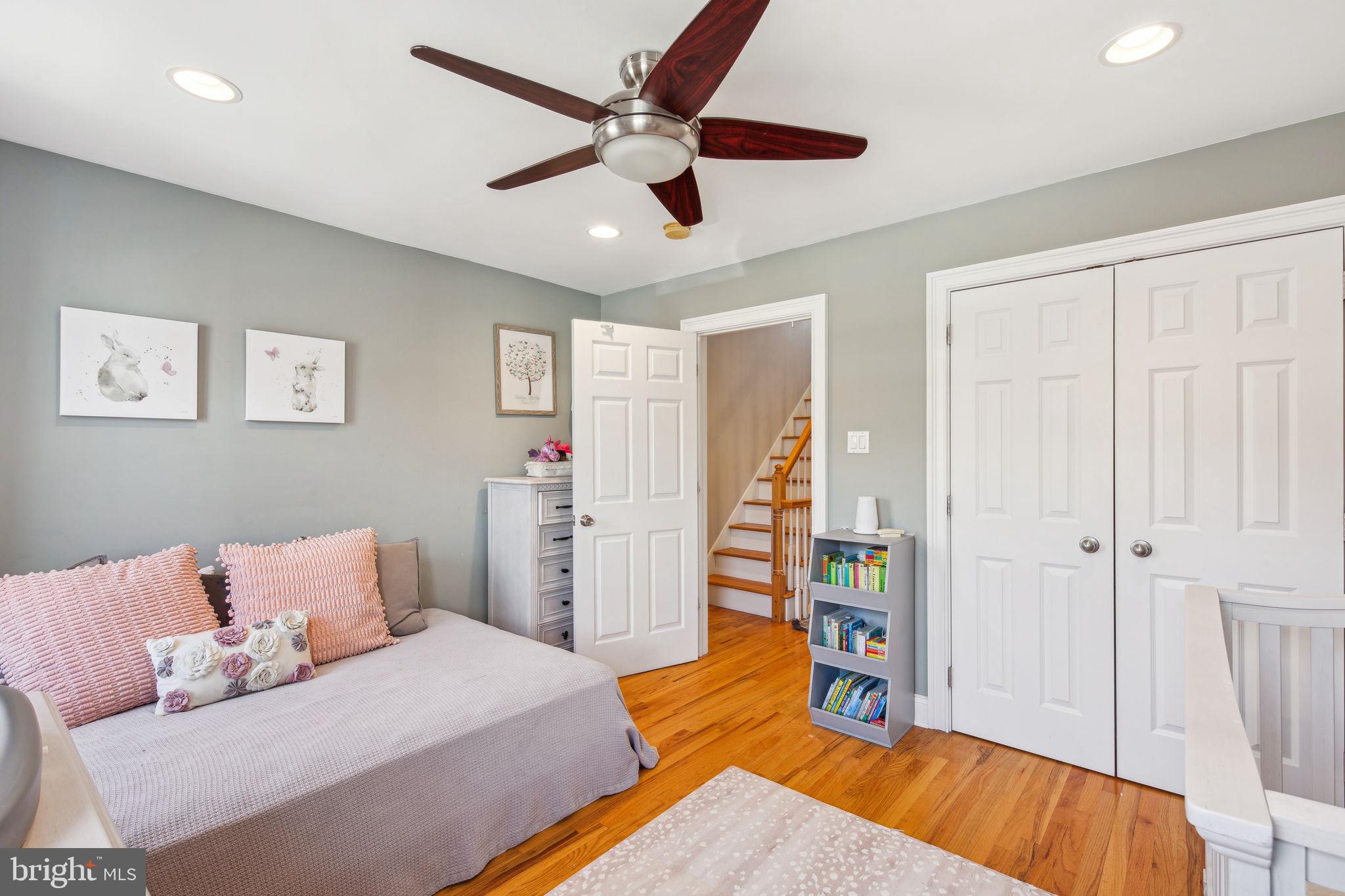 FAIRMOUNT - Residential