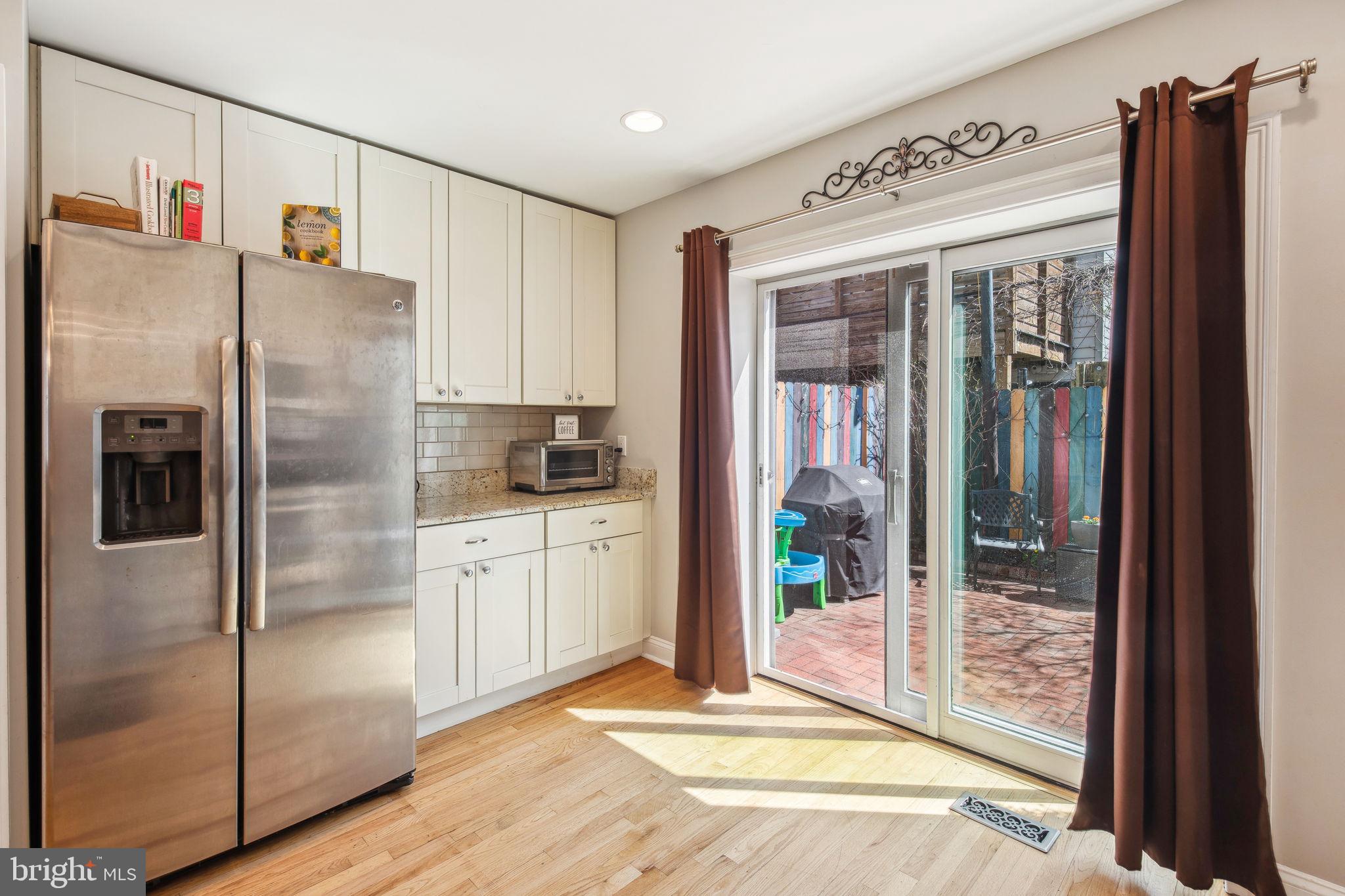 FAIRMOUNT - Residential