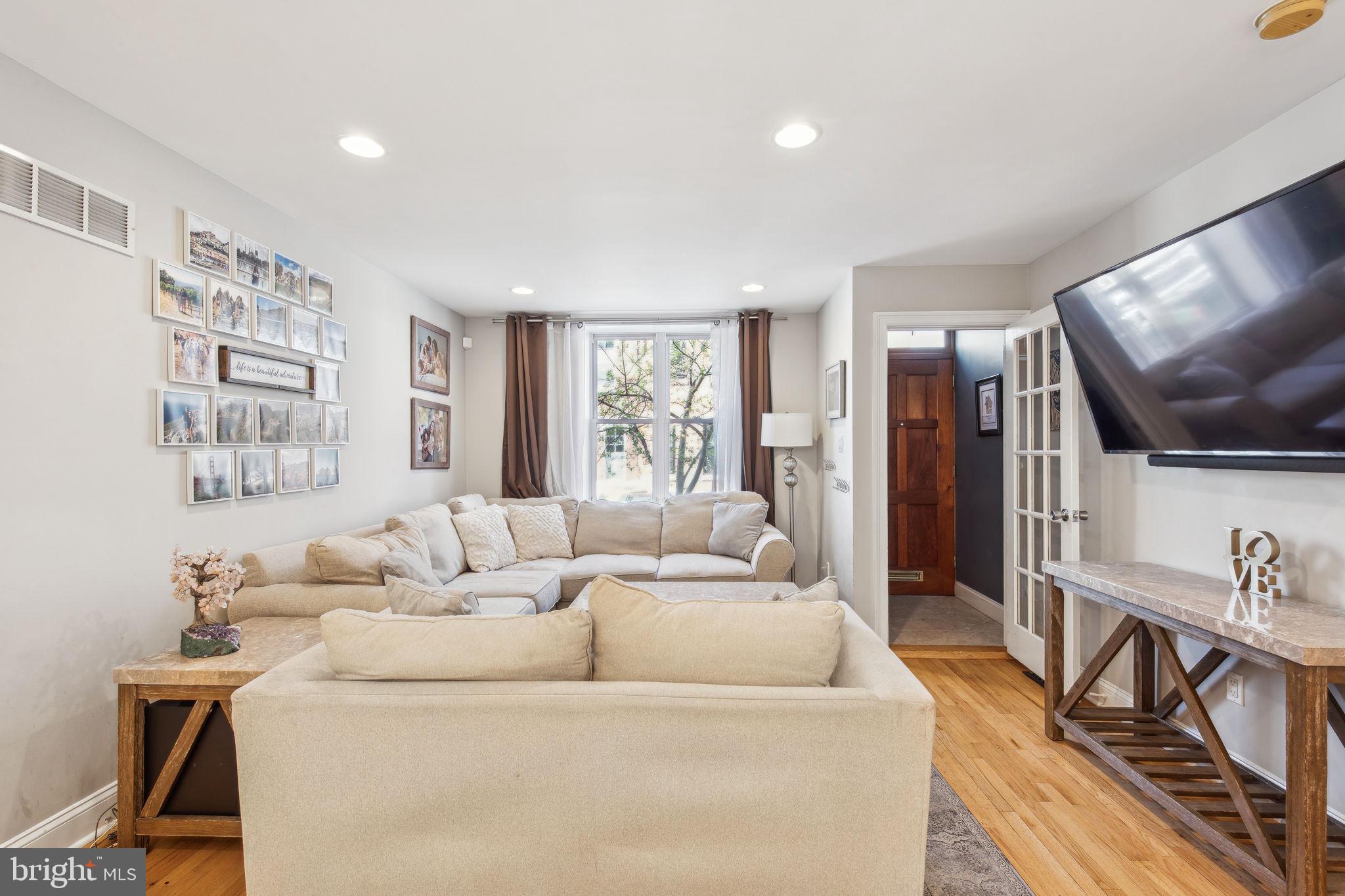 FAIRMOUNT - Residential