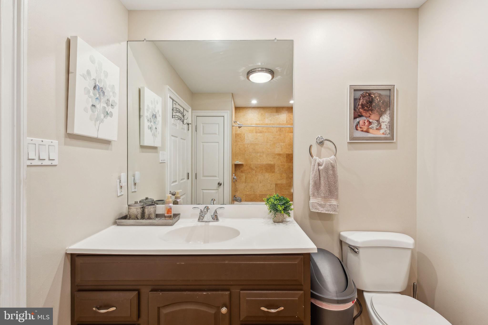 FAIRMOUNT - Residential