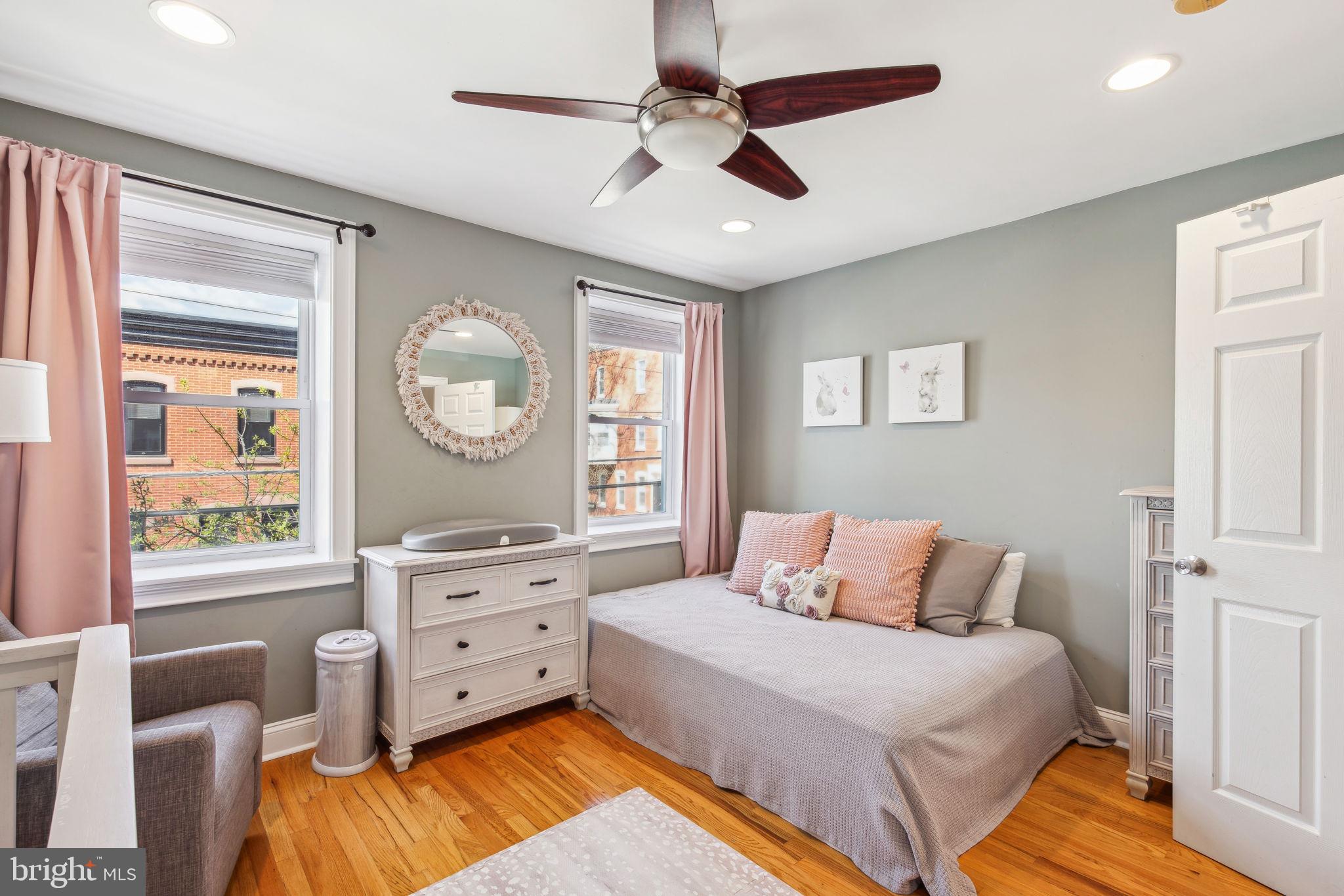 FAIRMOUNT - Residential