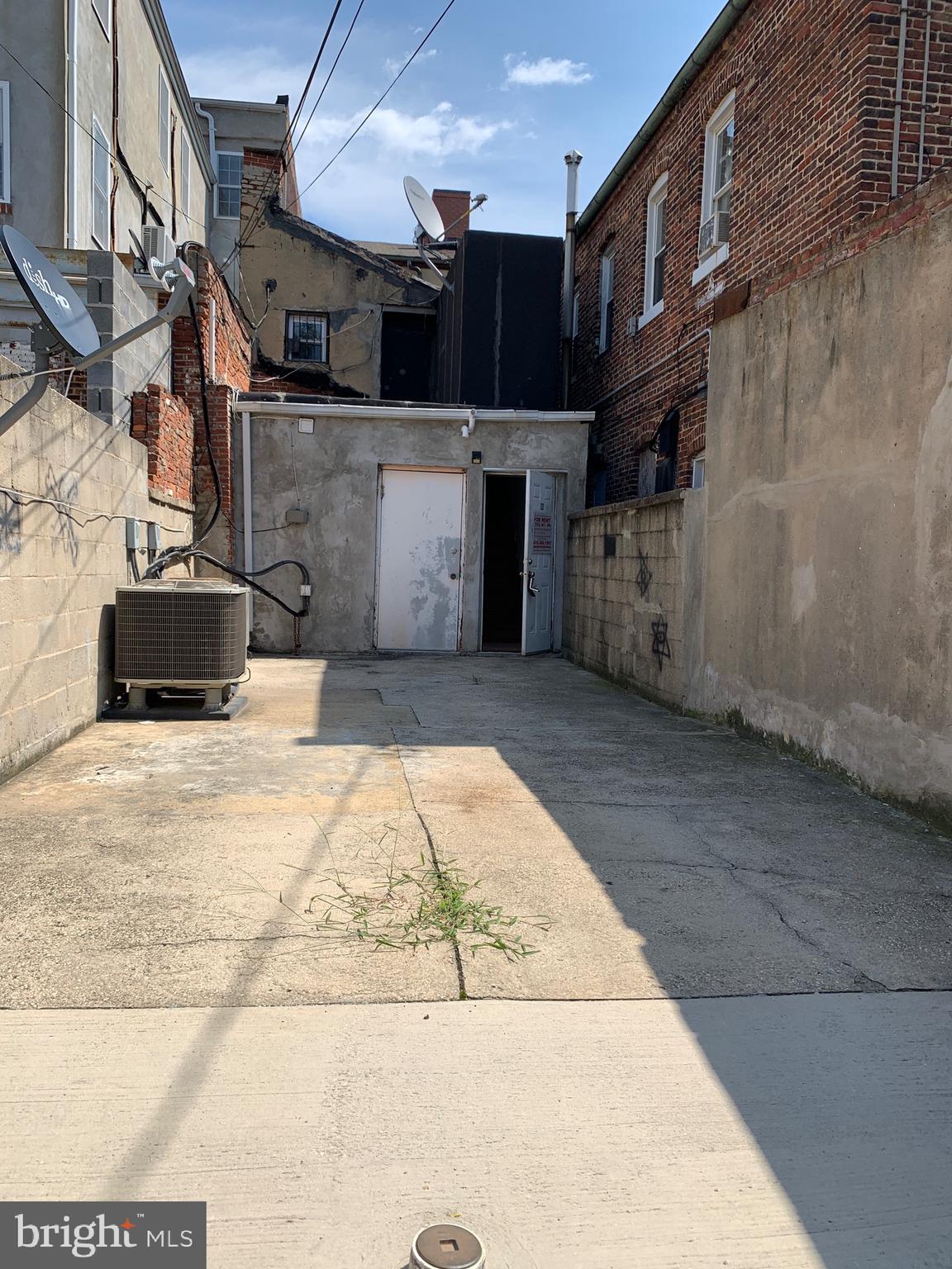 FELLS POINT HISTORIC DISTRICT - Residential Lease