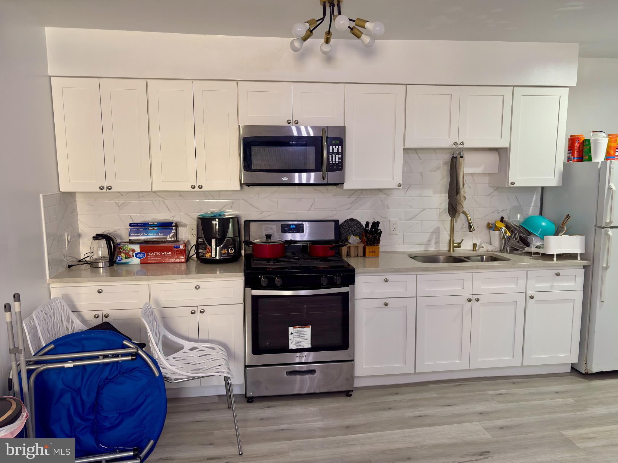 MILL CREEK - Commercial Sale