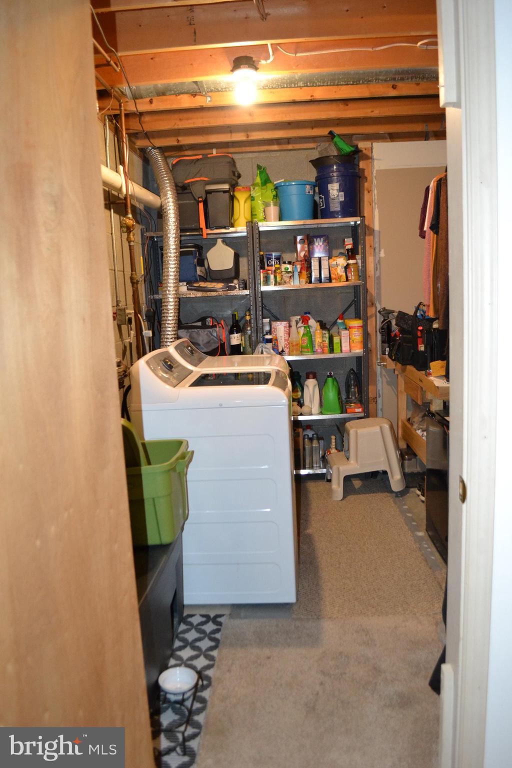 NITTANY HOLLOW - Residential