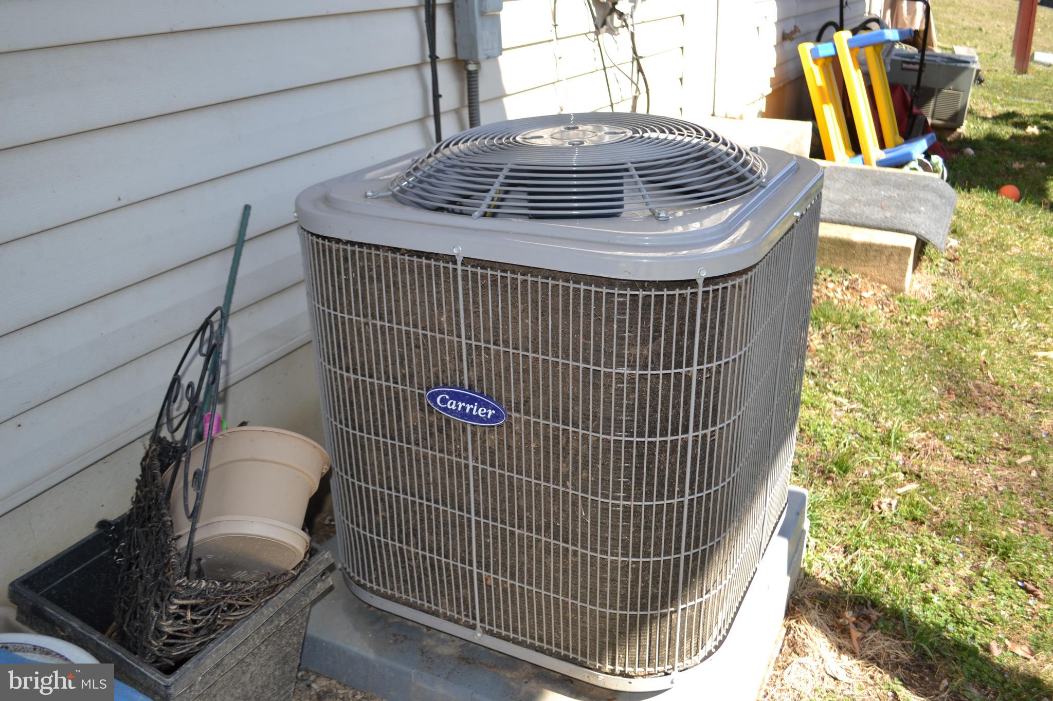 NITTANY HOLLOW - Residential