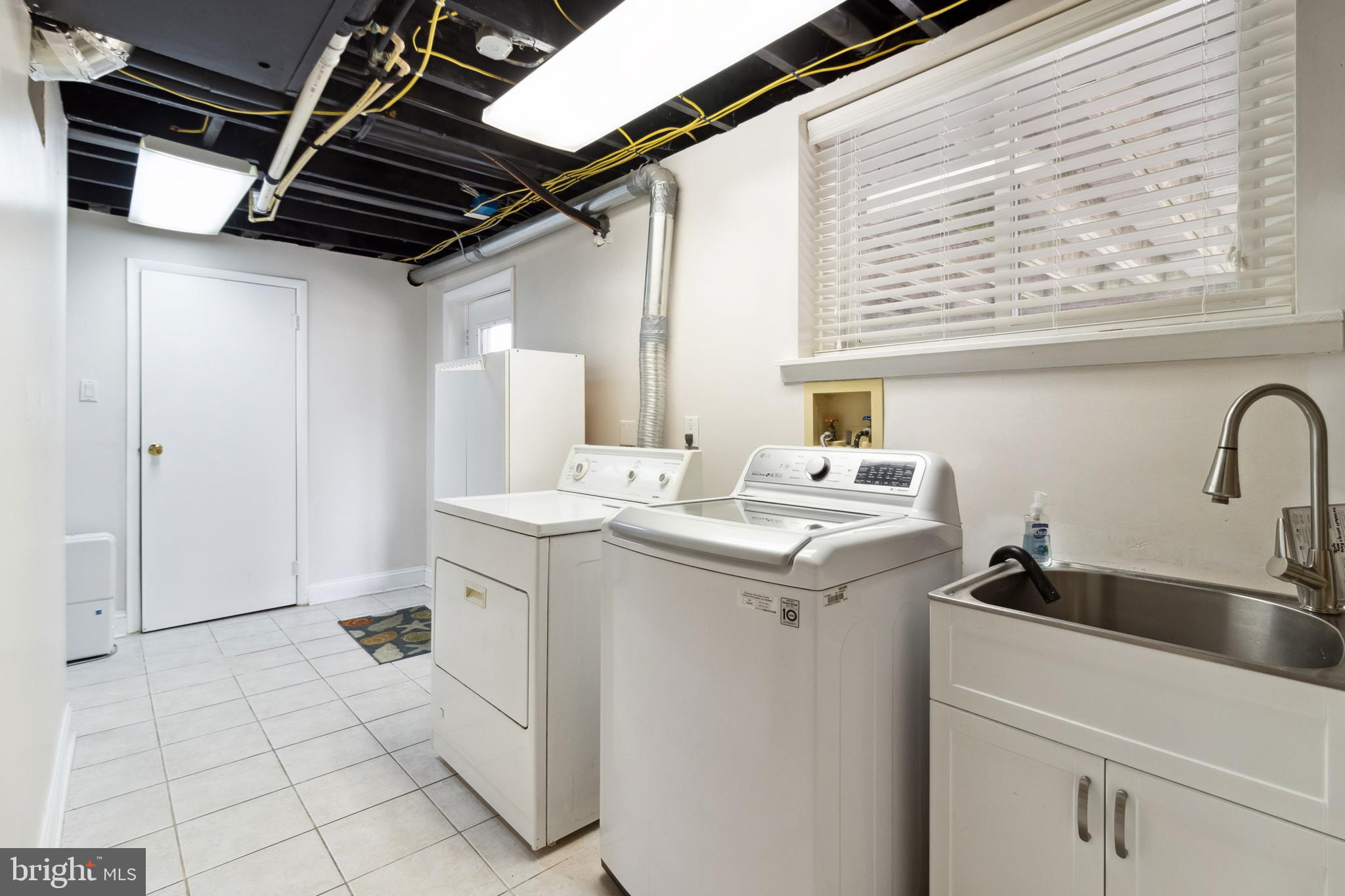 HILLENDALE - Residential