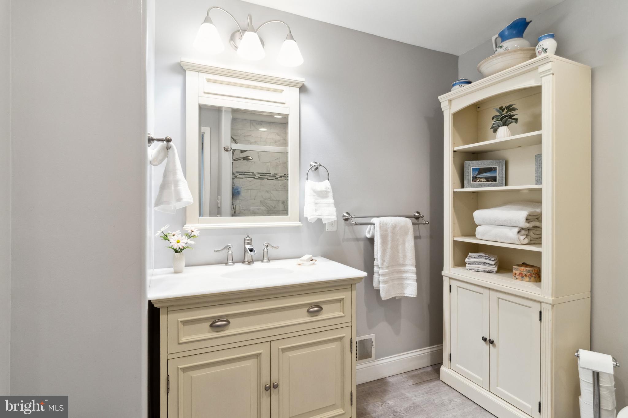 HILLENDALE - Residential