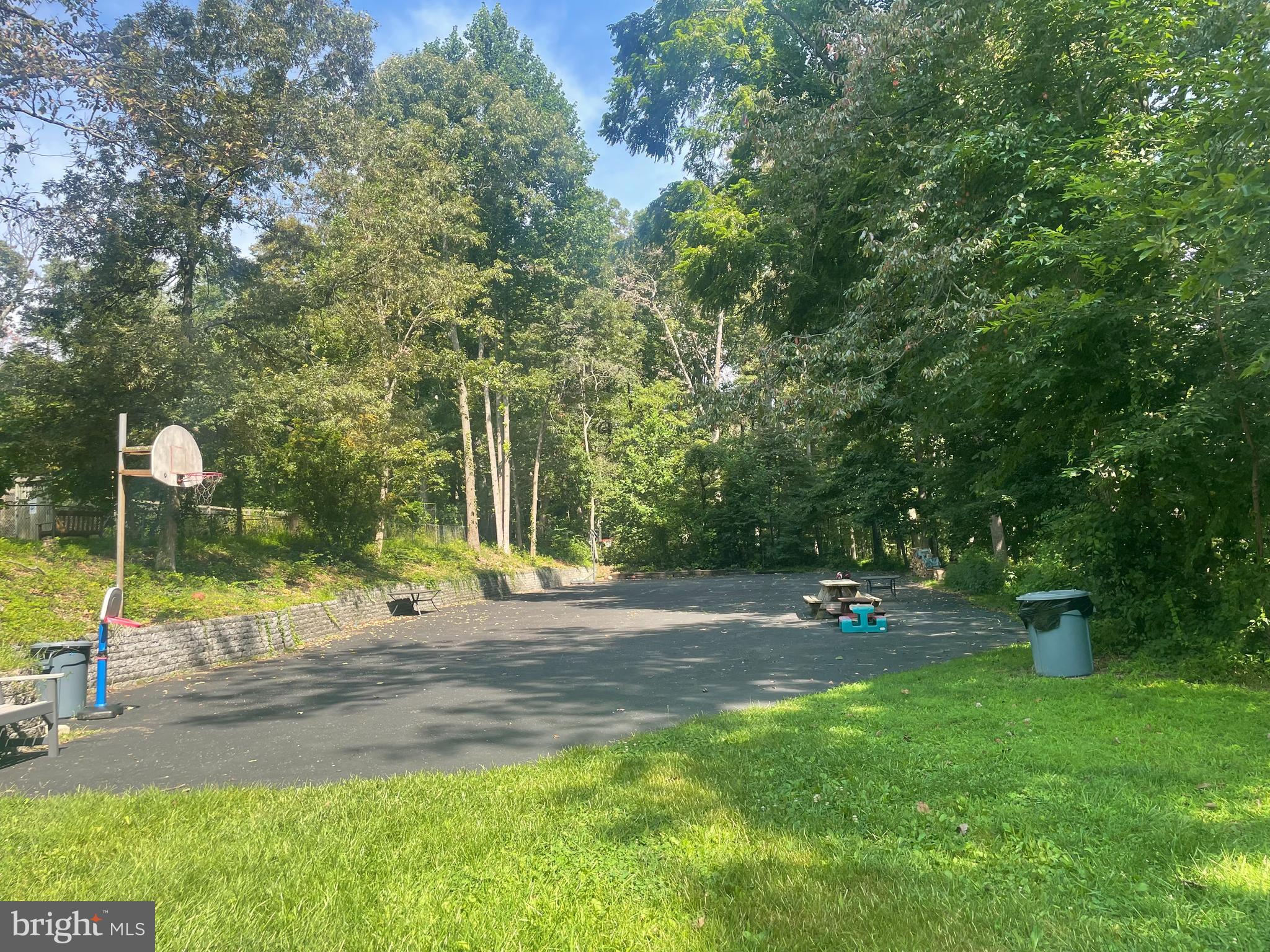 HILLENDALE - Residential