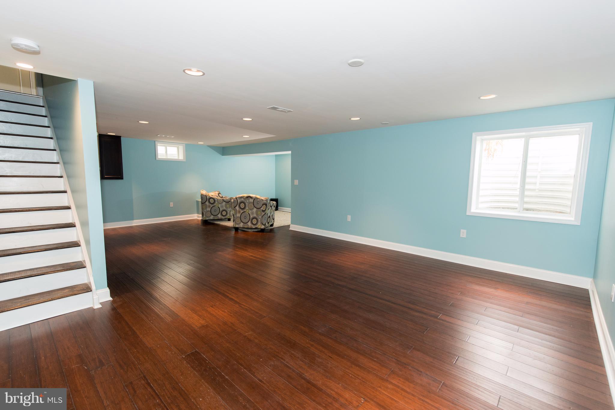 LAKELAND PLACE - Residential