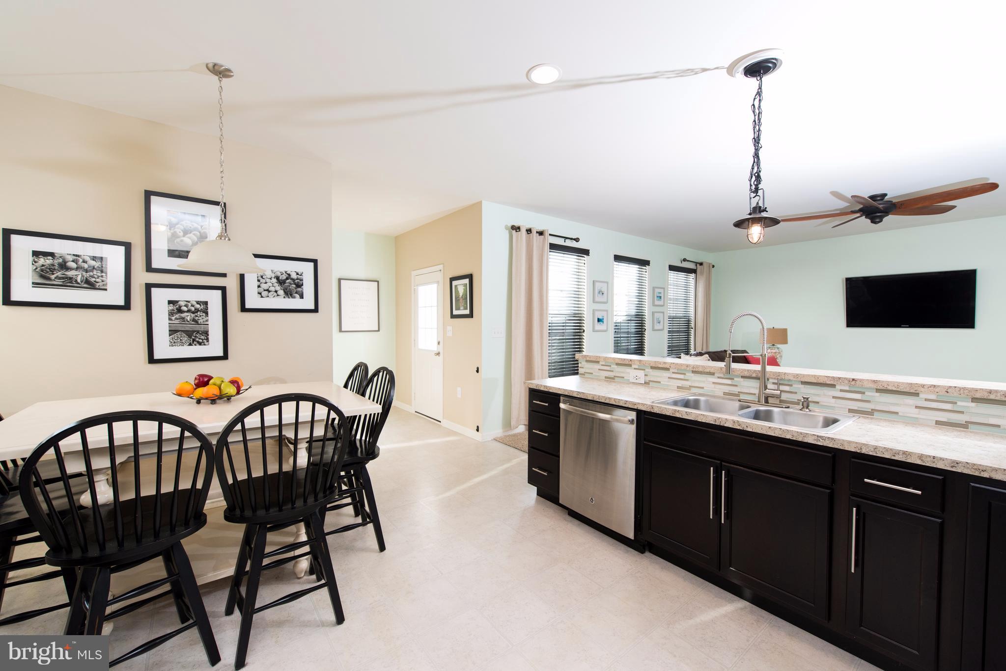 LAKELAND PLACE - Residential