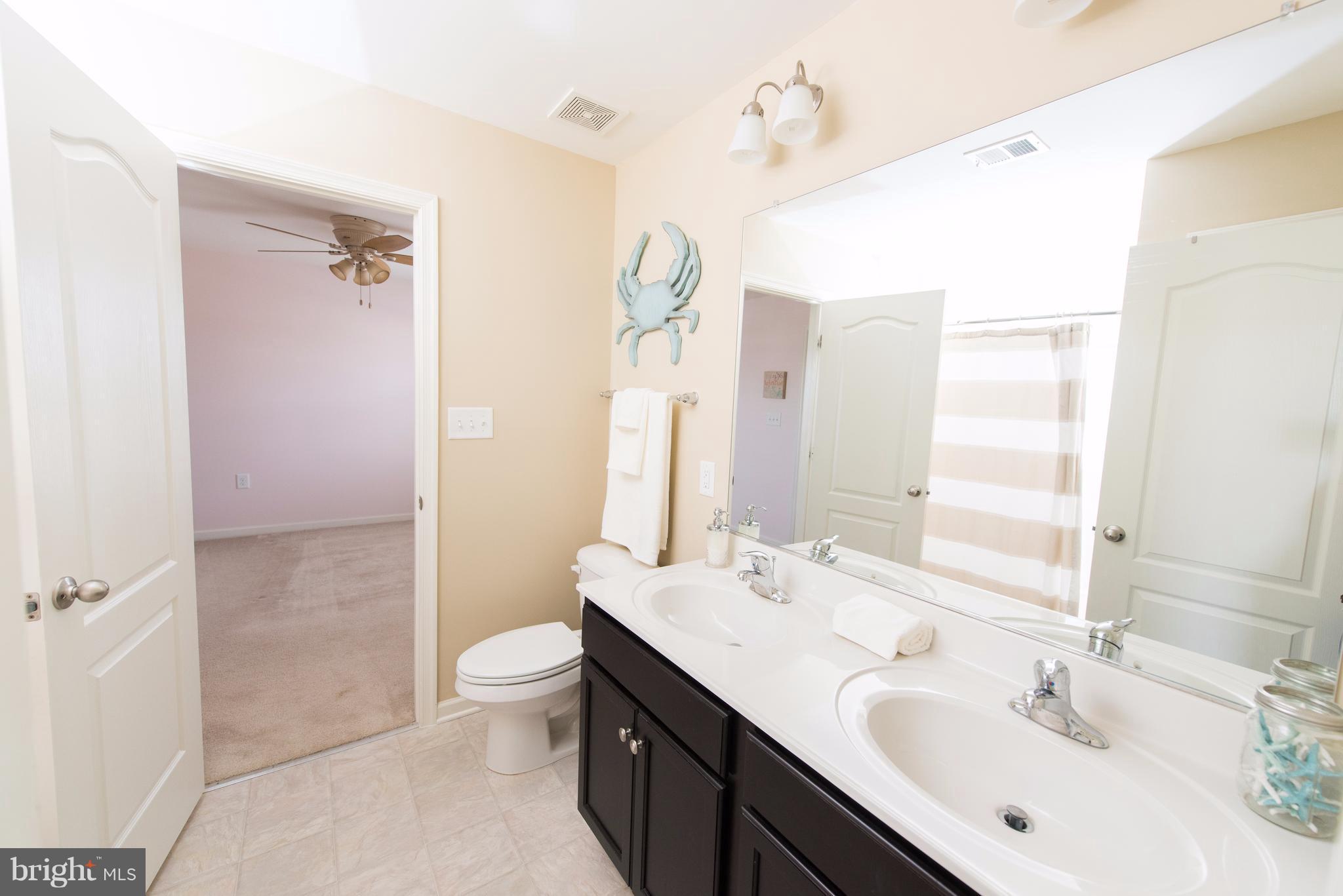 LAKELAND PLACE - Residential