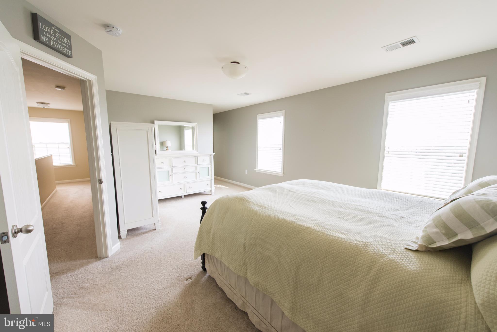 LAKELAND PLACE - Residential