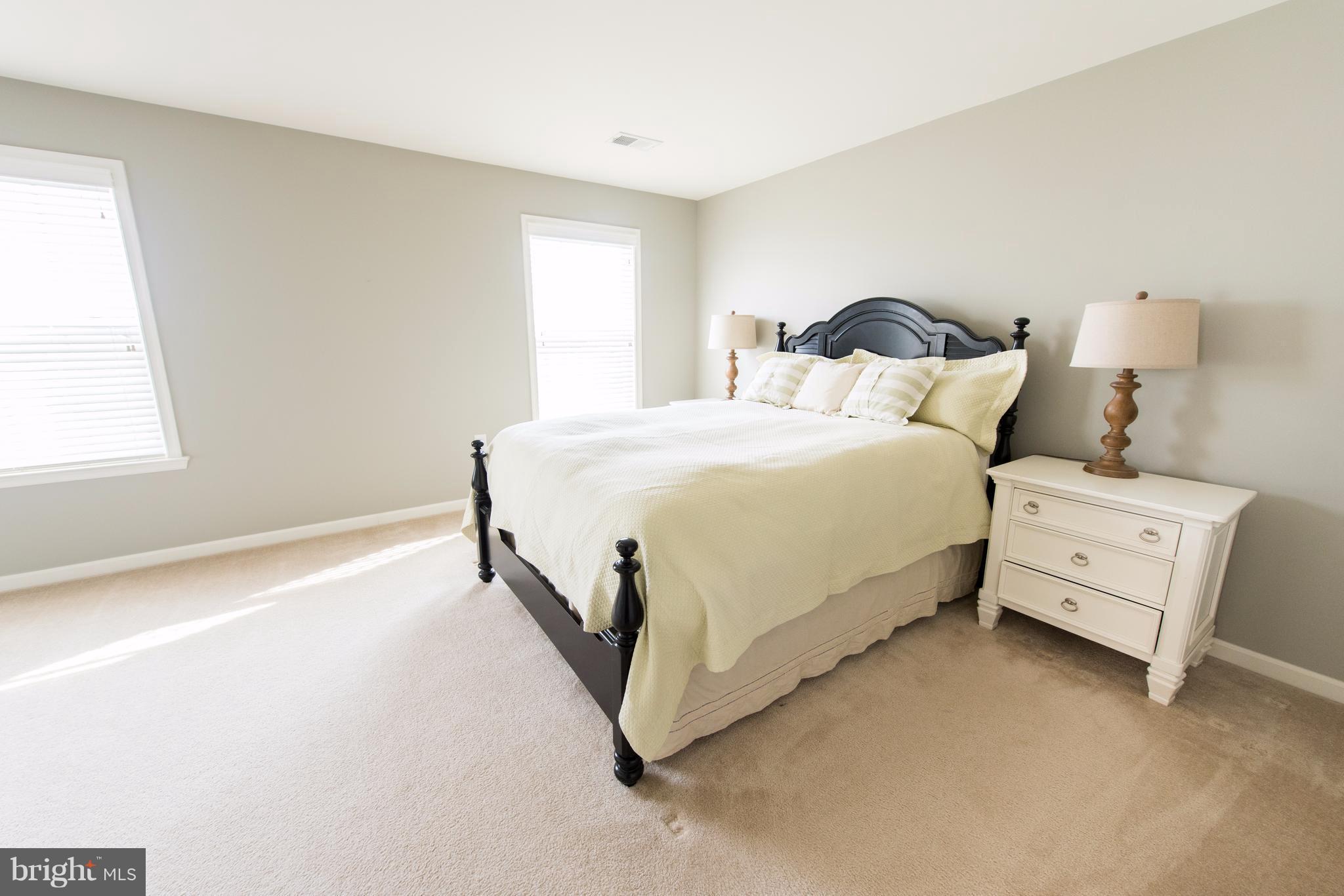 LAKELAND PLACE - Residential