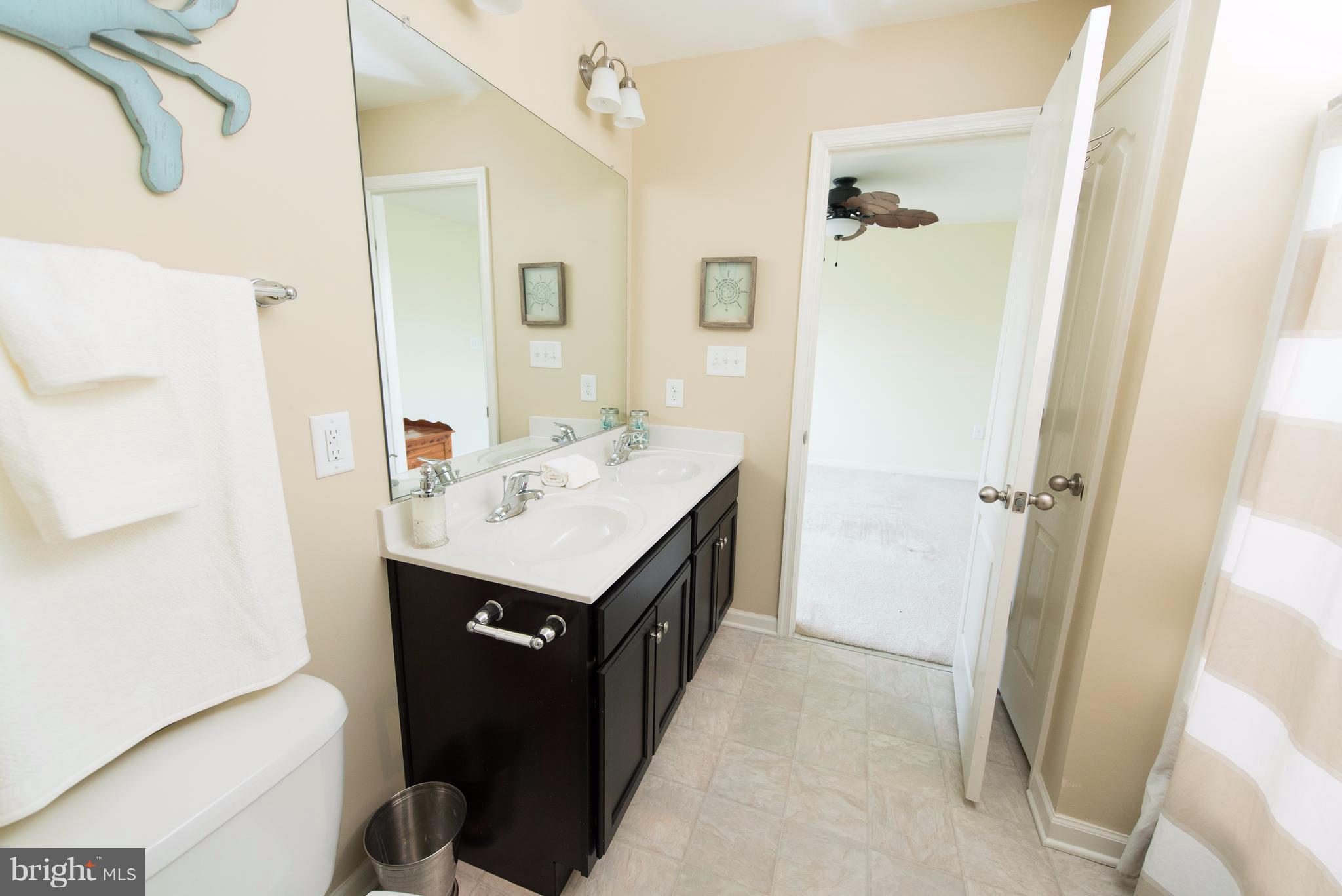 LAKELAND PLACE - Residential