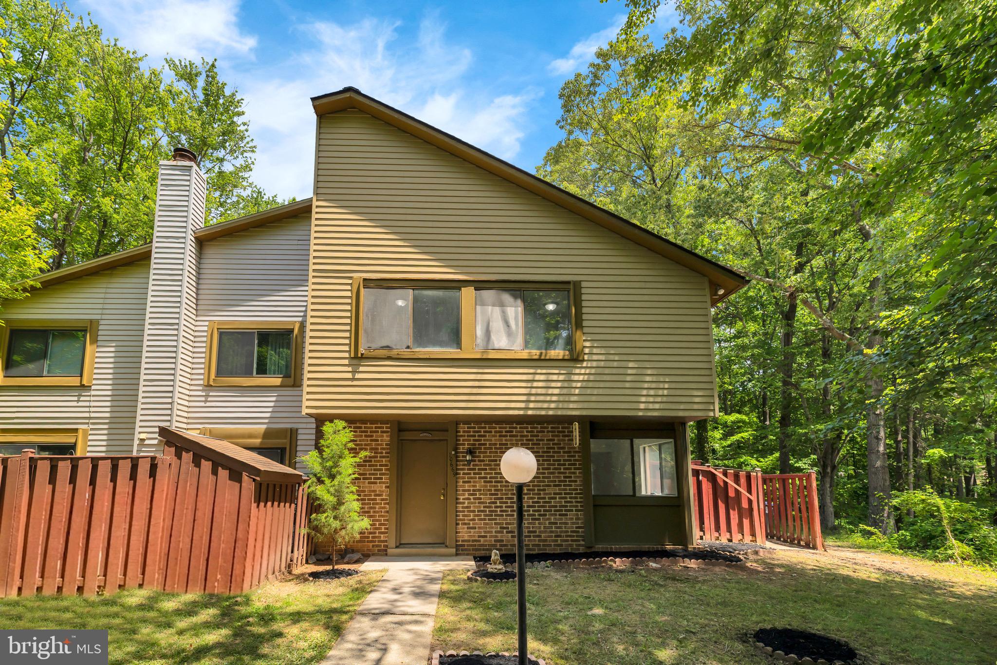 10669 SPRING OAK COURT