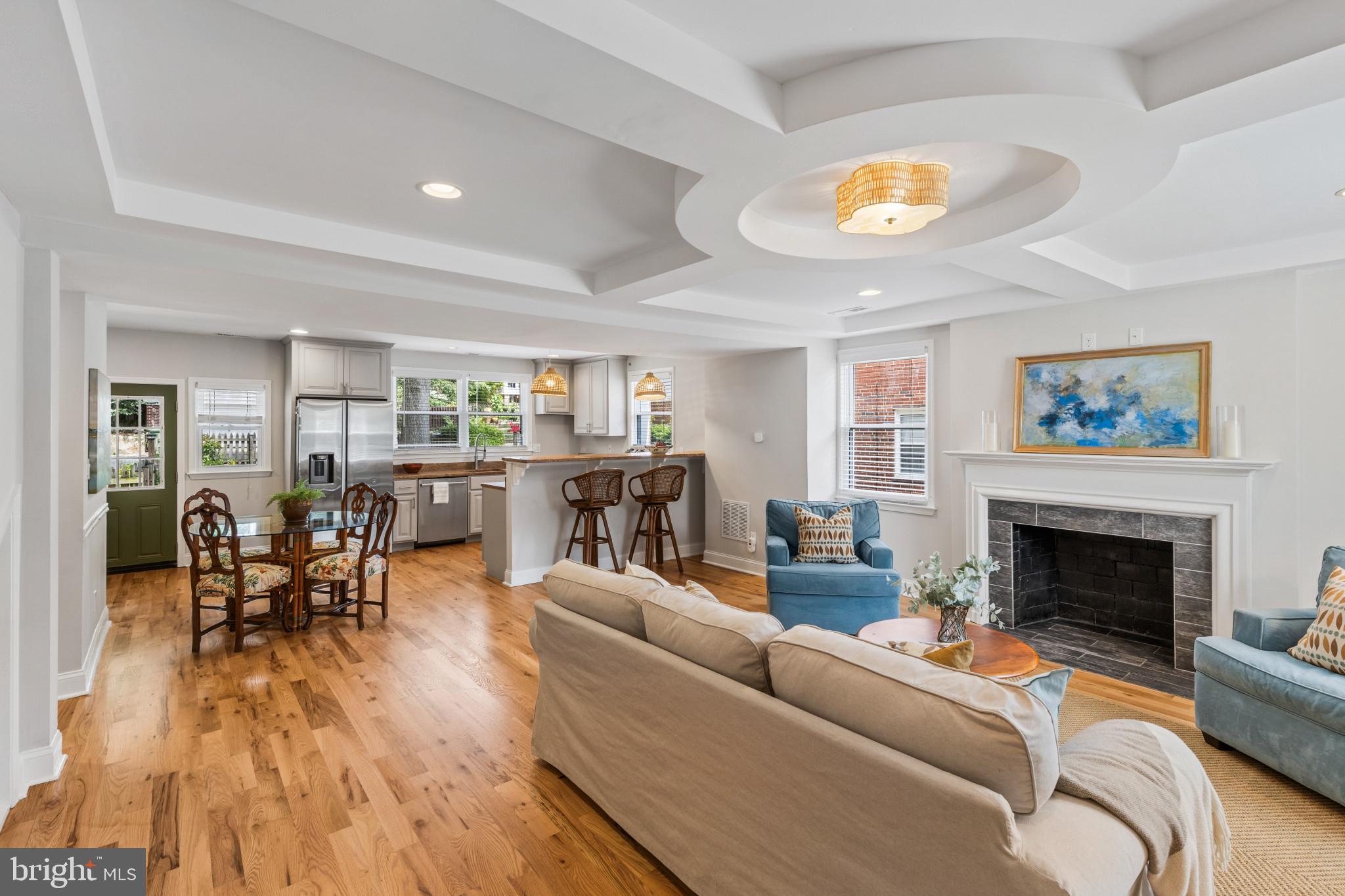 4019 THE ALAMEDA