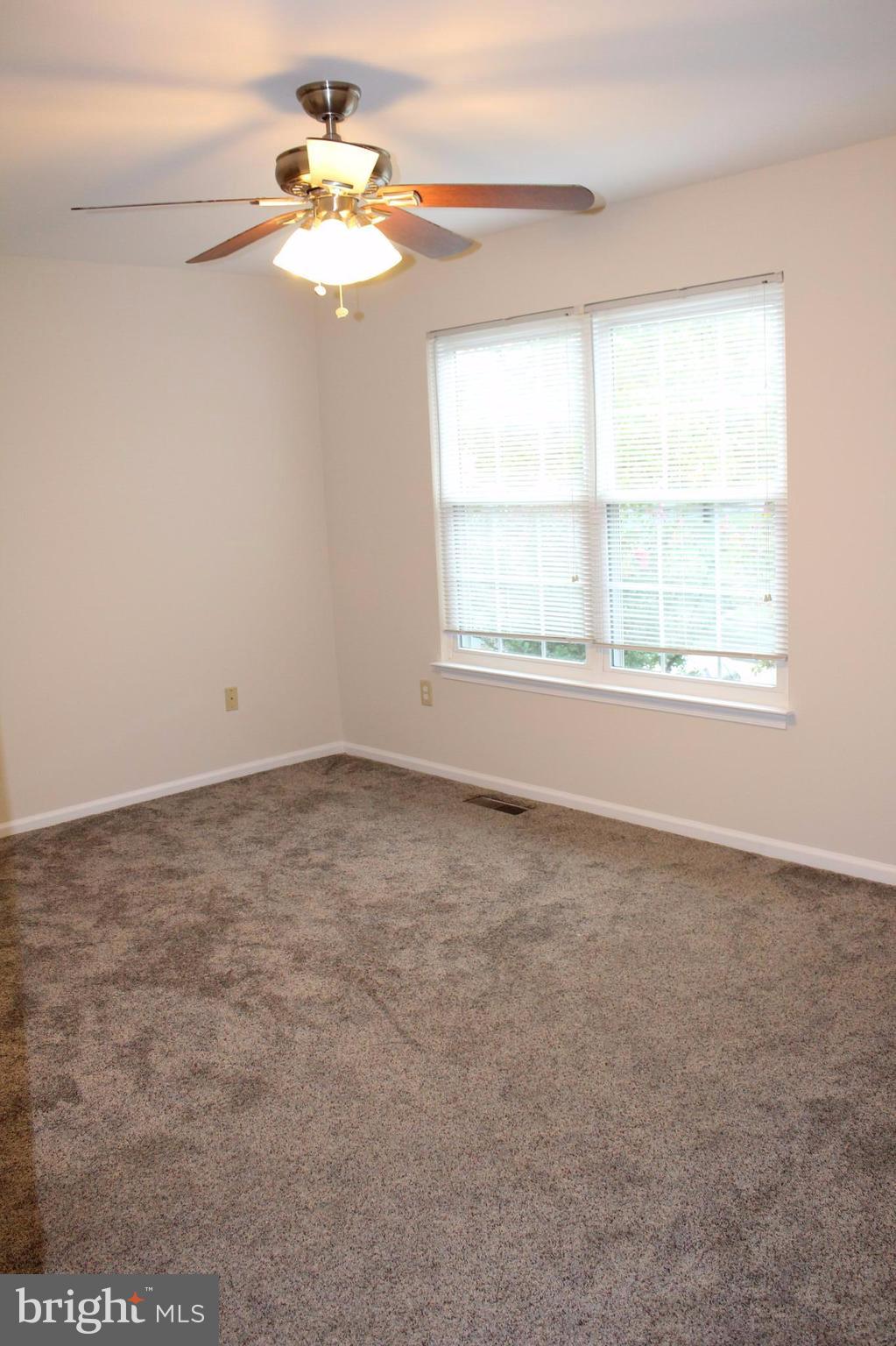 VILLAGES OF SALEM STATION - Residential Lease