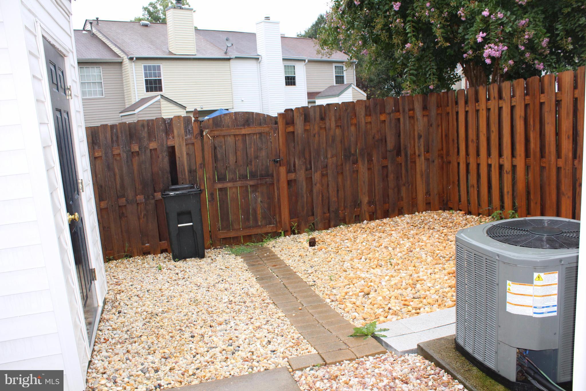 VILLAGES OF SALEM STATION - Residential Lease