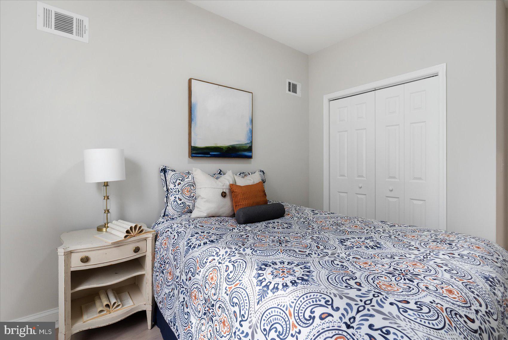 PENN NORTH - Residential