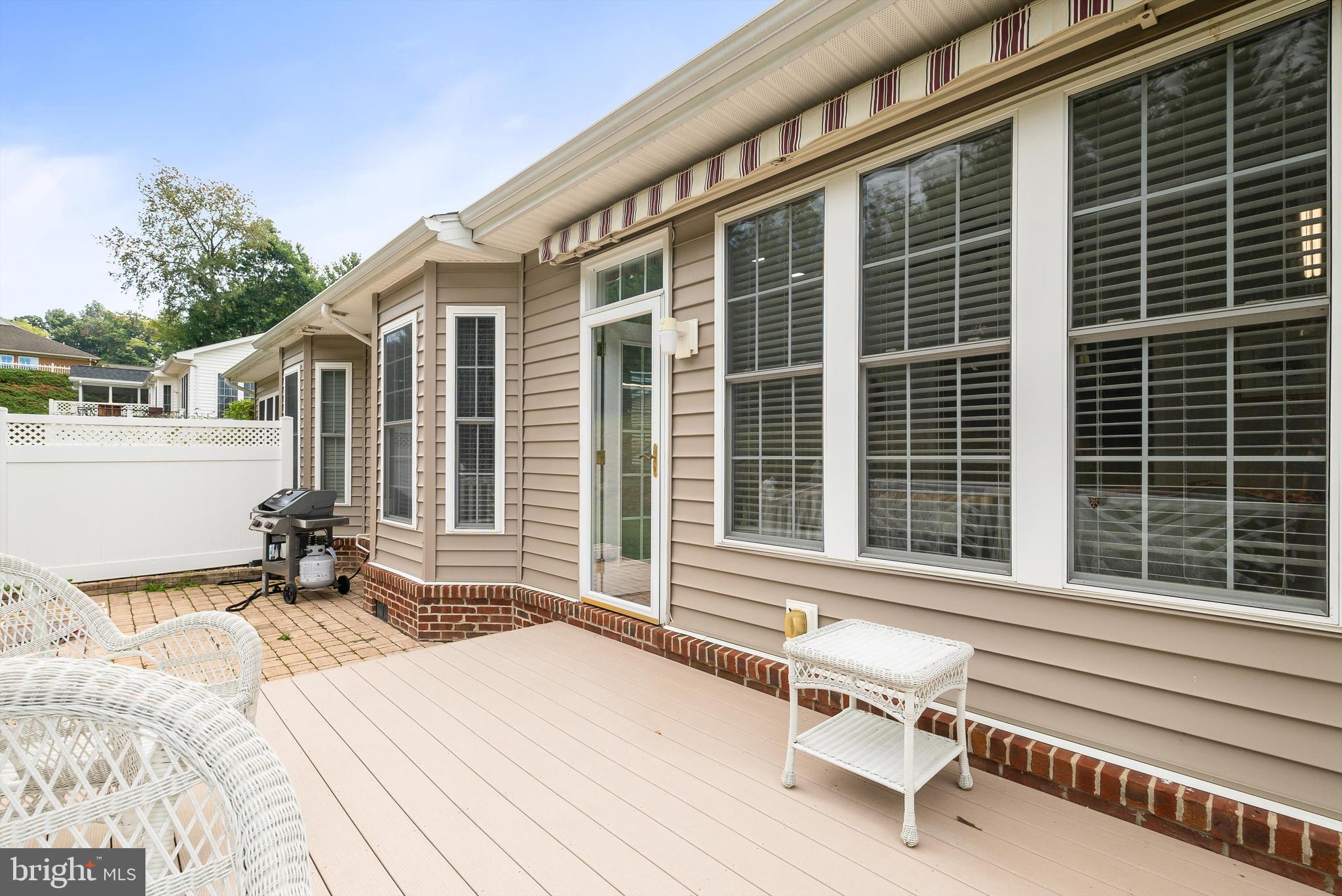 SPRING OAKS - Residential Lease