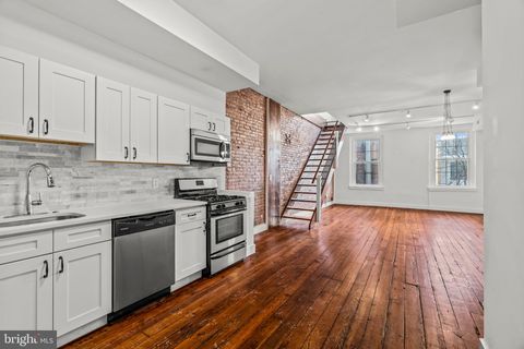 Photo of 120 N 3rd Street #3R, PHILADELPHIA, PA 19106 (MLS # PAPH2602562)