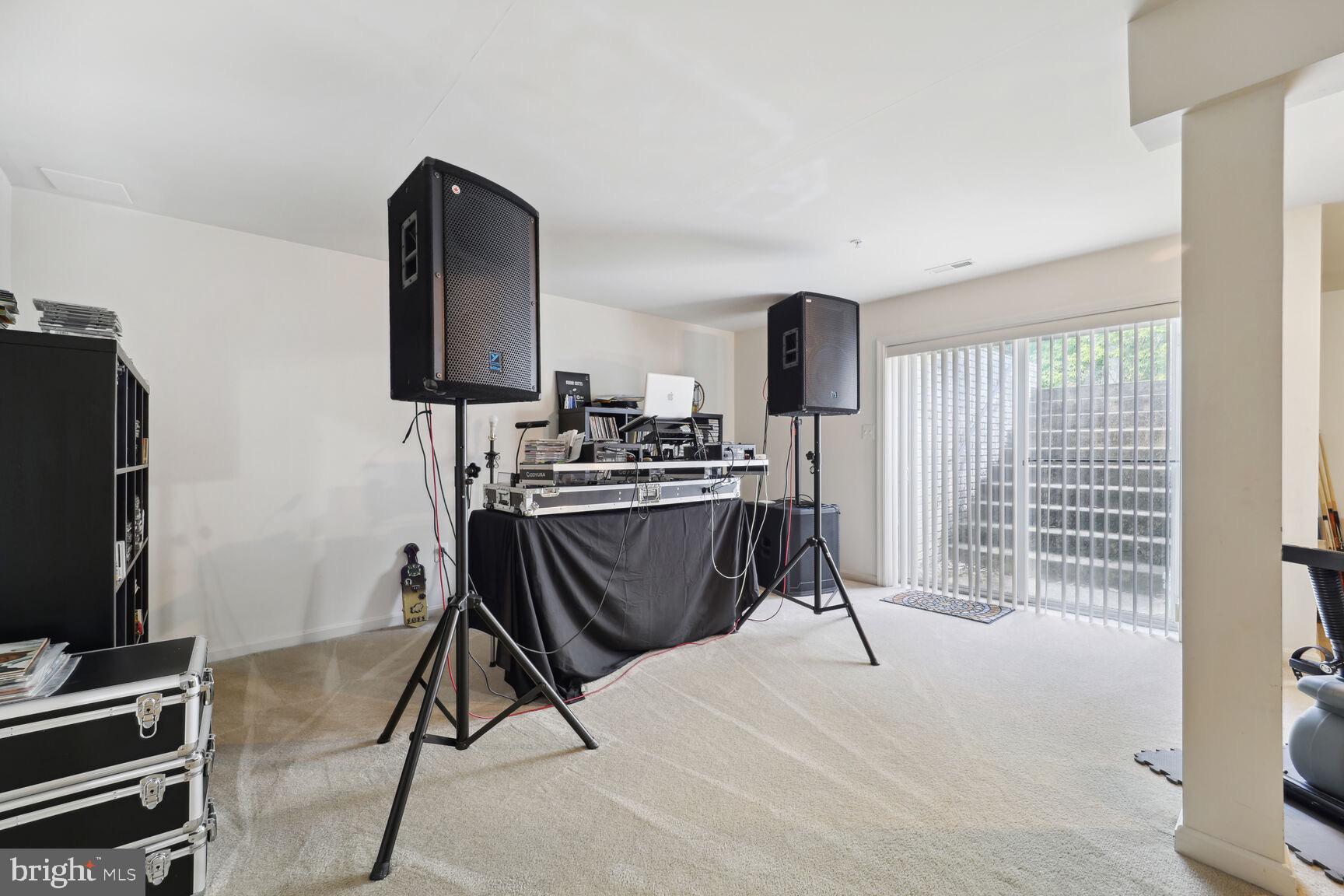 SNOWDEN WOODS-PLAT 1> - Residential