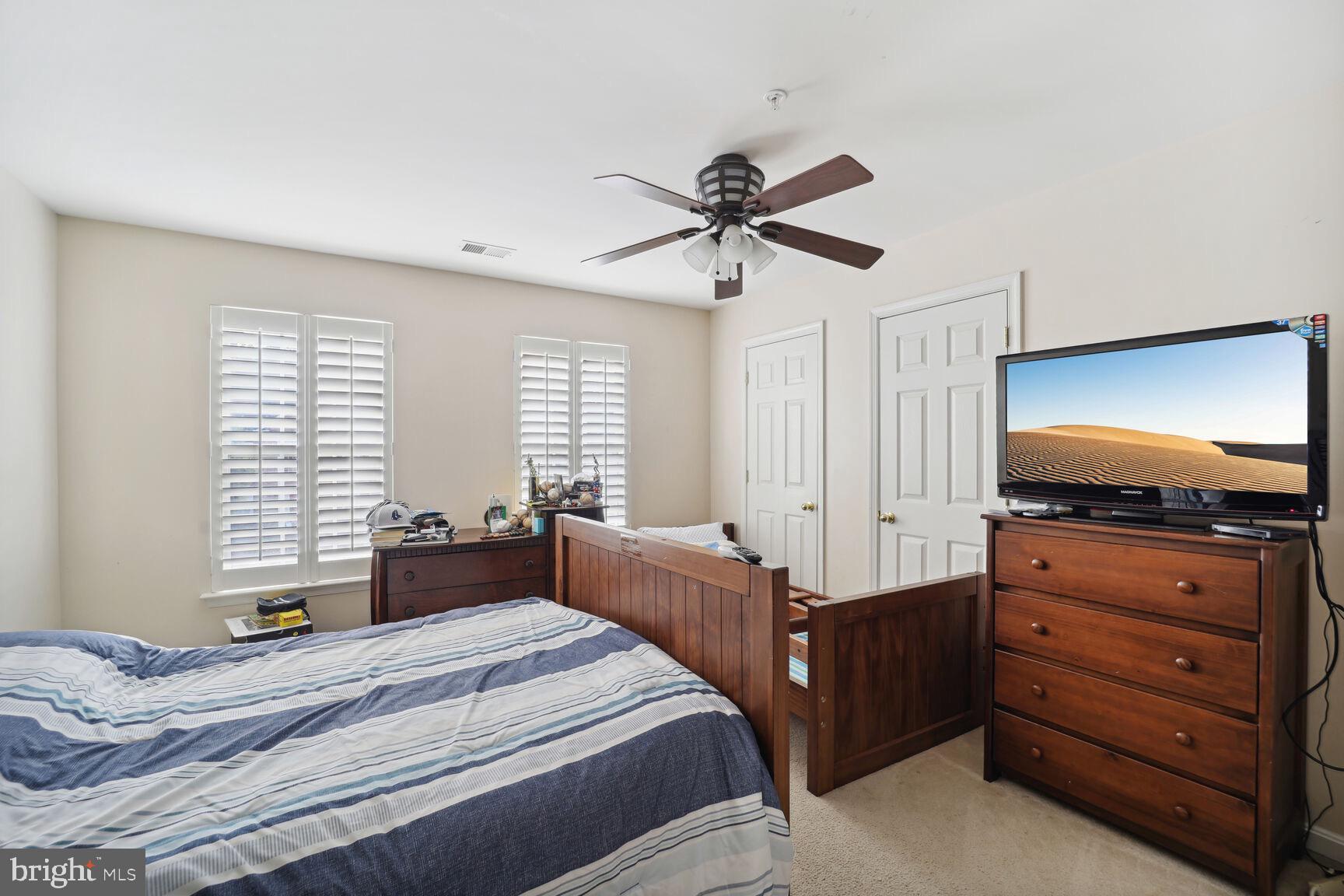 SNOWDEN WOODS-PLAT 1> - Residential