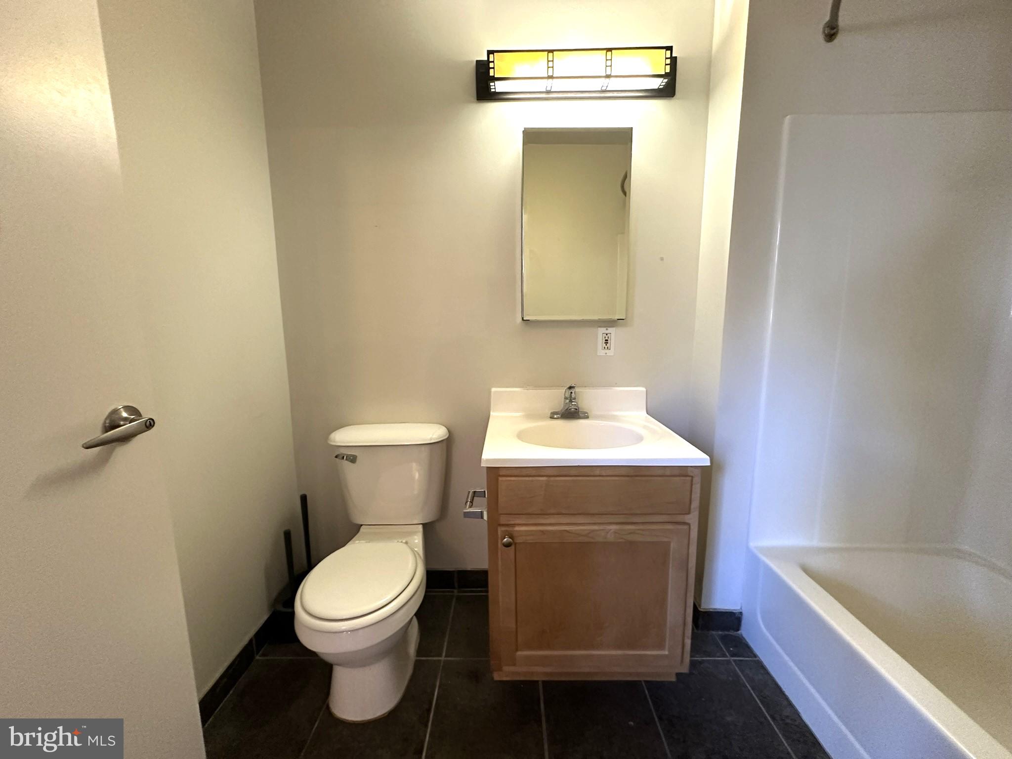 CENTER CITY - Residential Lease