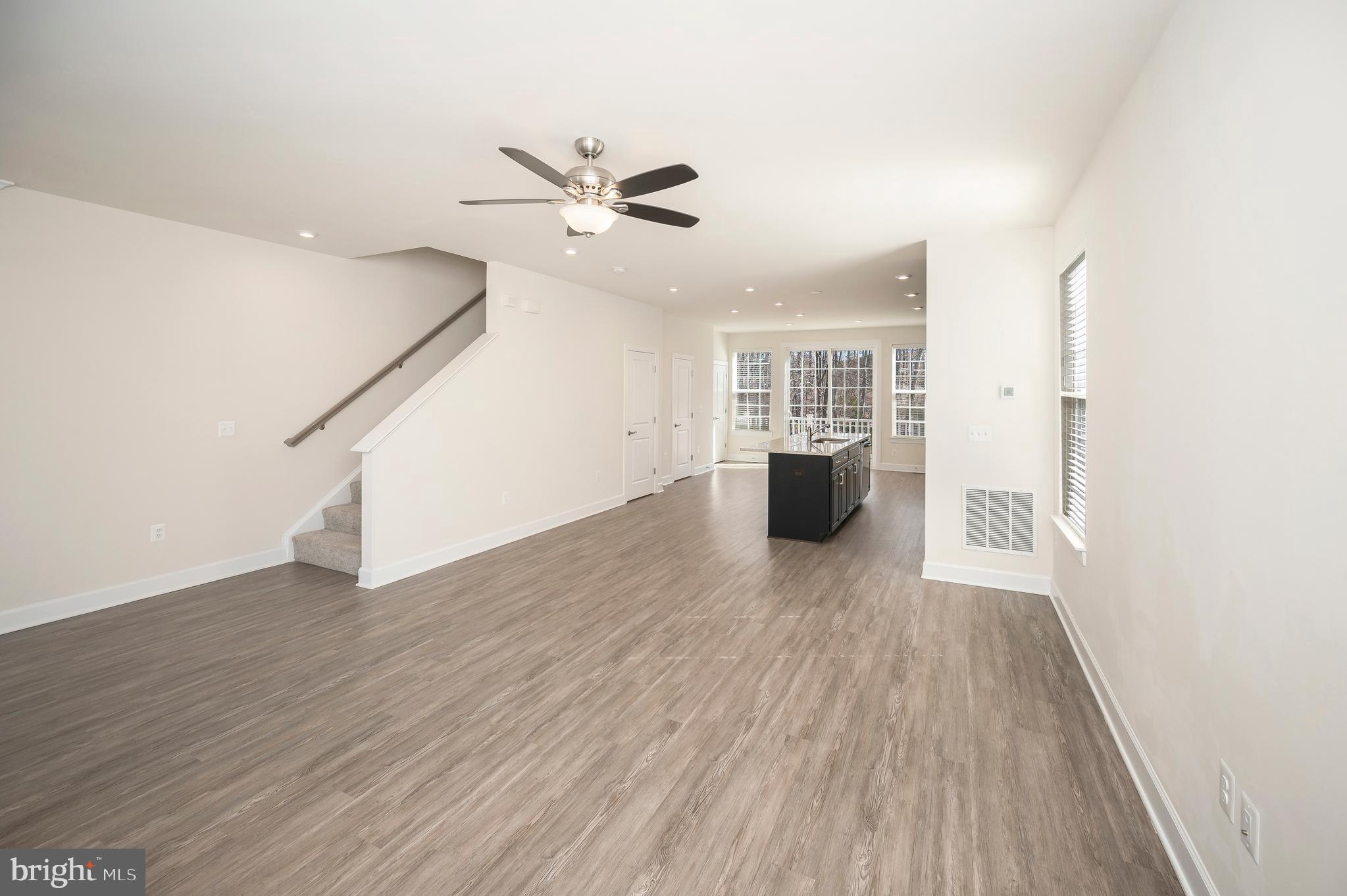 HAYMARKET CROSSING - Residential