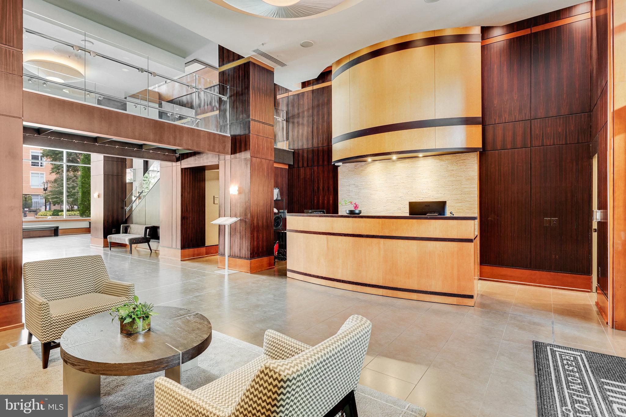 MIDTOWN AT RESTON TOWN CENTER - Residential