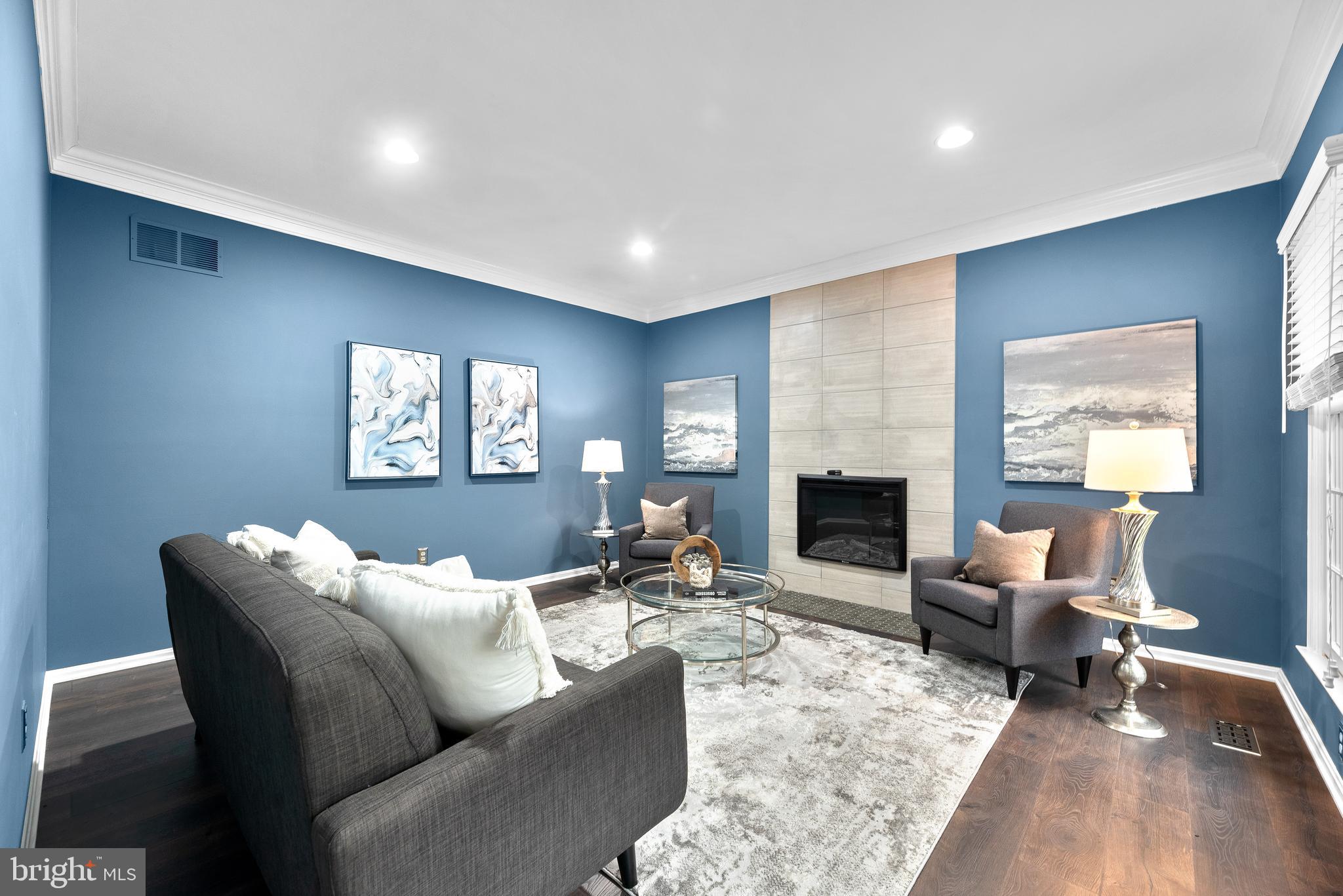 TURF VALLEY OVERLOOK - Residential