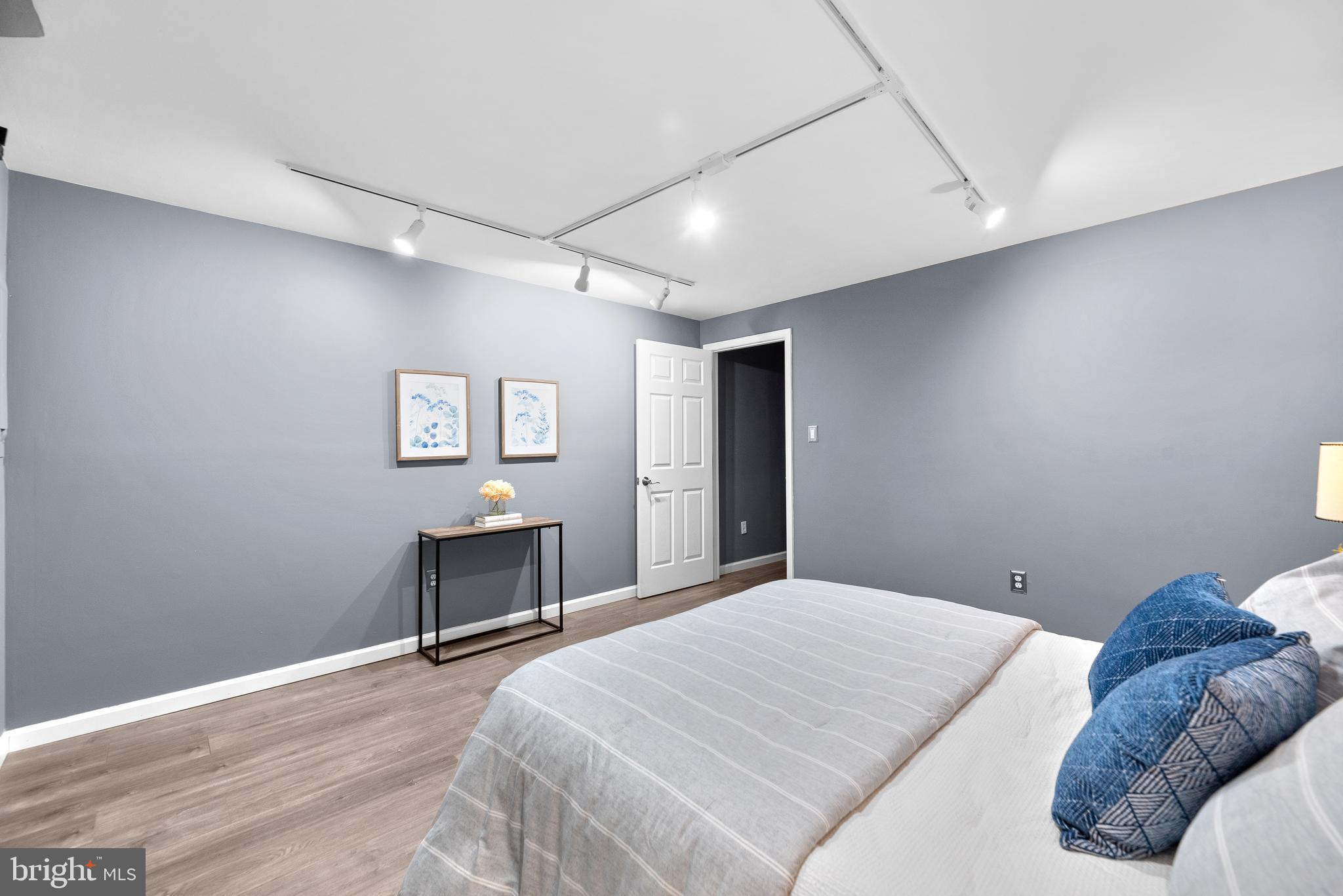 TURF VALLEY OVERLOOK - Residential