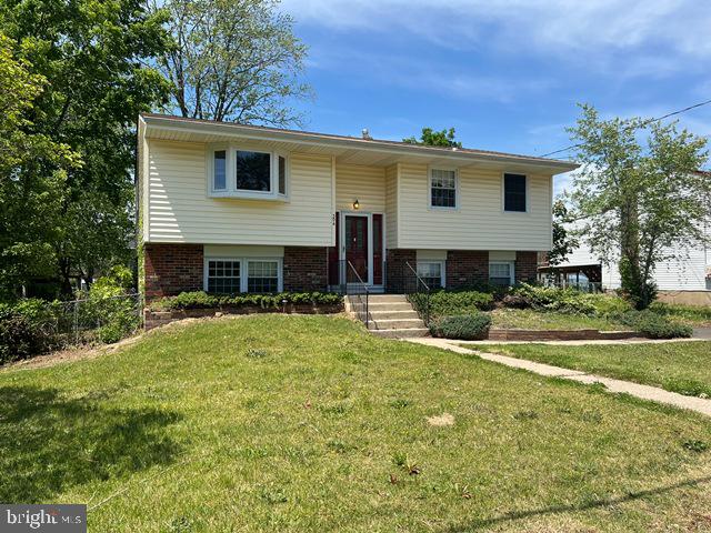 304 BLACKFOOT TRAIL