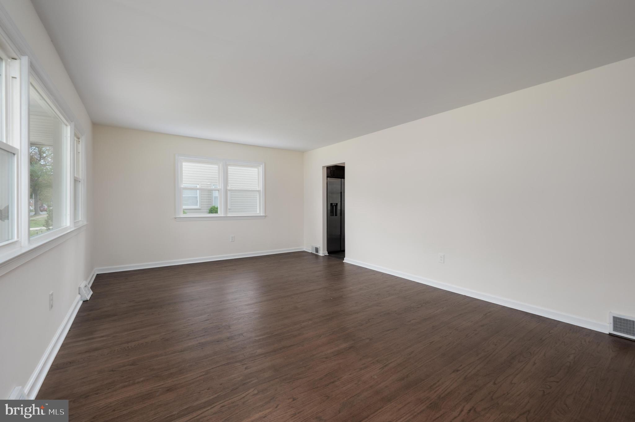 9 AMHURST AVENUE
