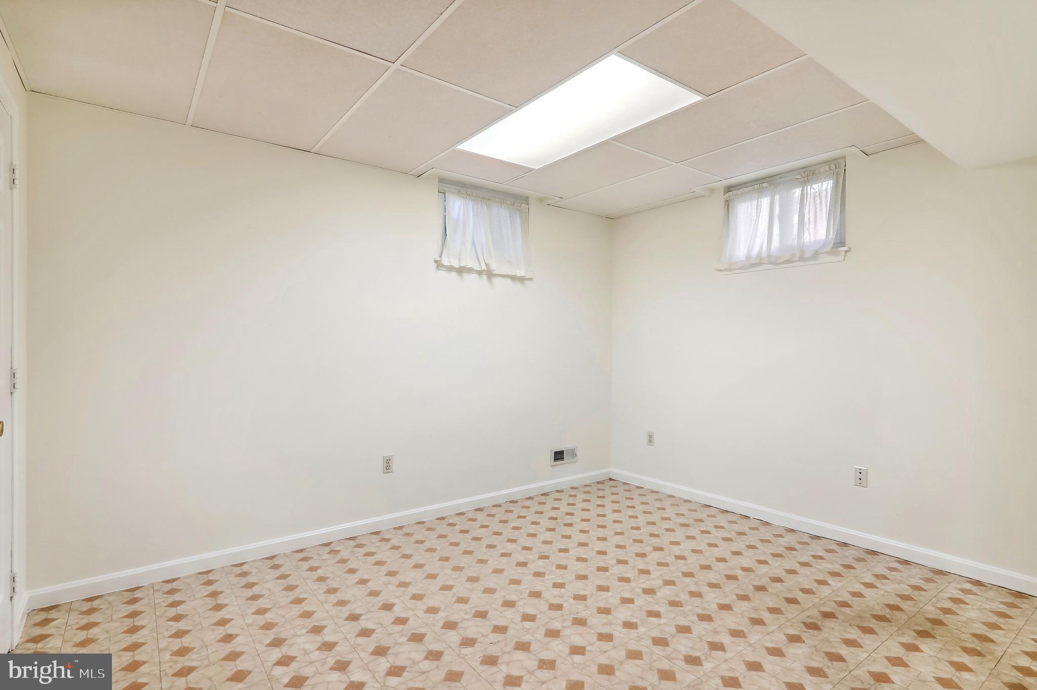 SOUTH FOUR CORNERS - Residential