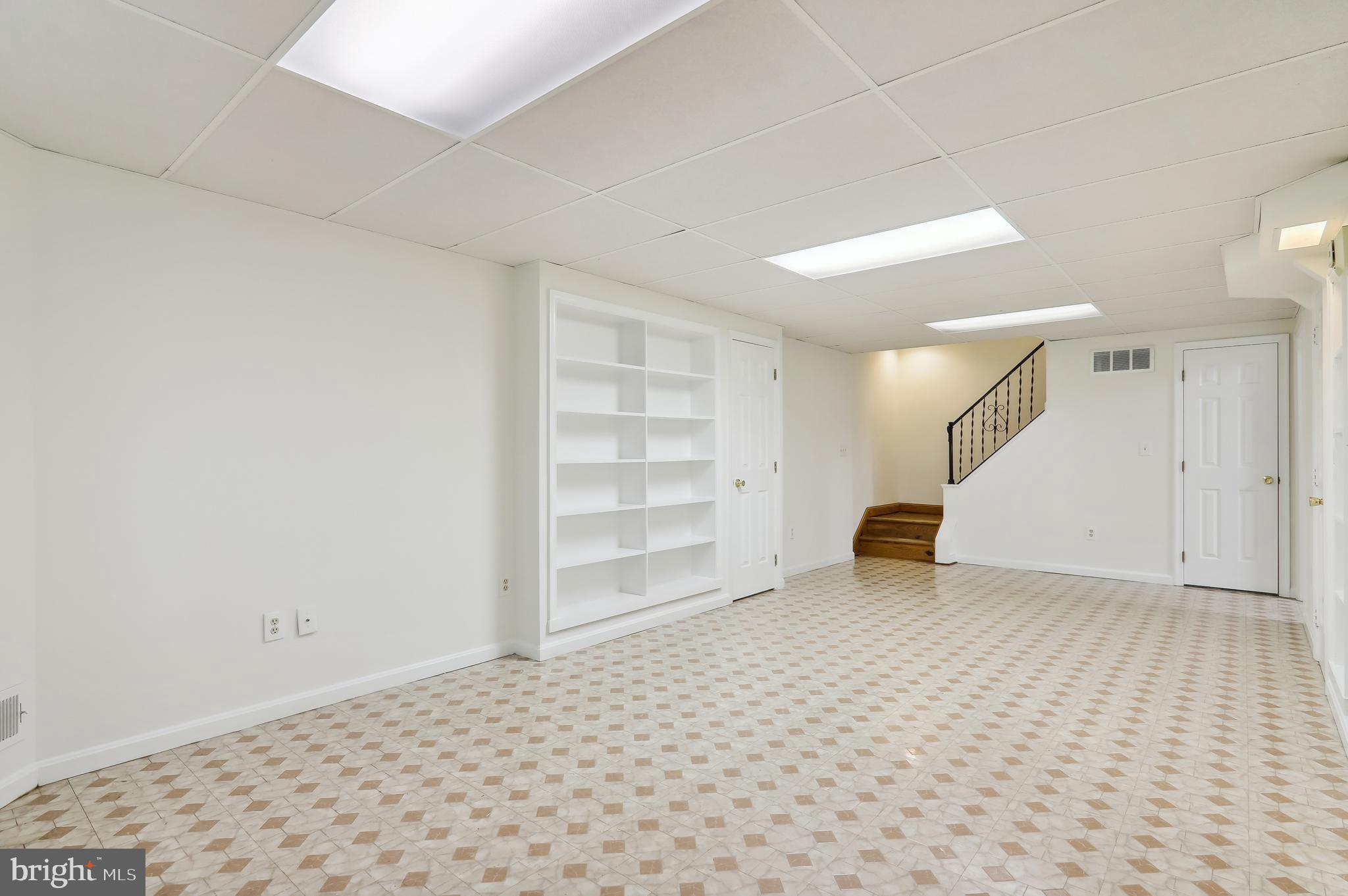 SOUTH FOUR CORNERS - Residential