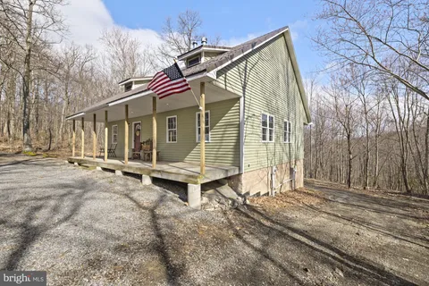 8620 Monn's Gap Road, Waynesboro, PA MLS: PAFL2026384