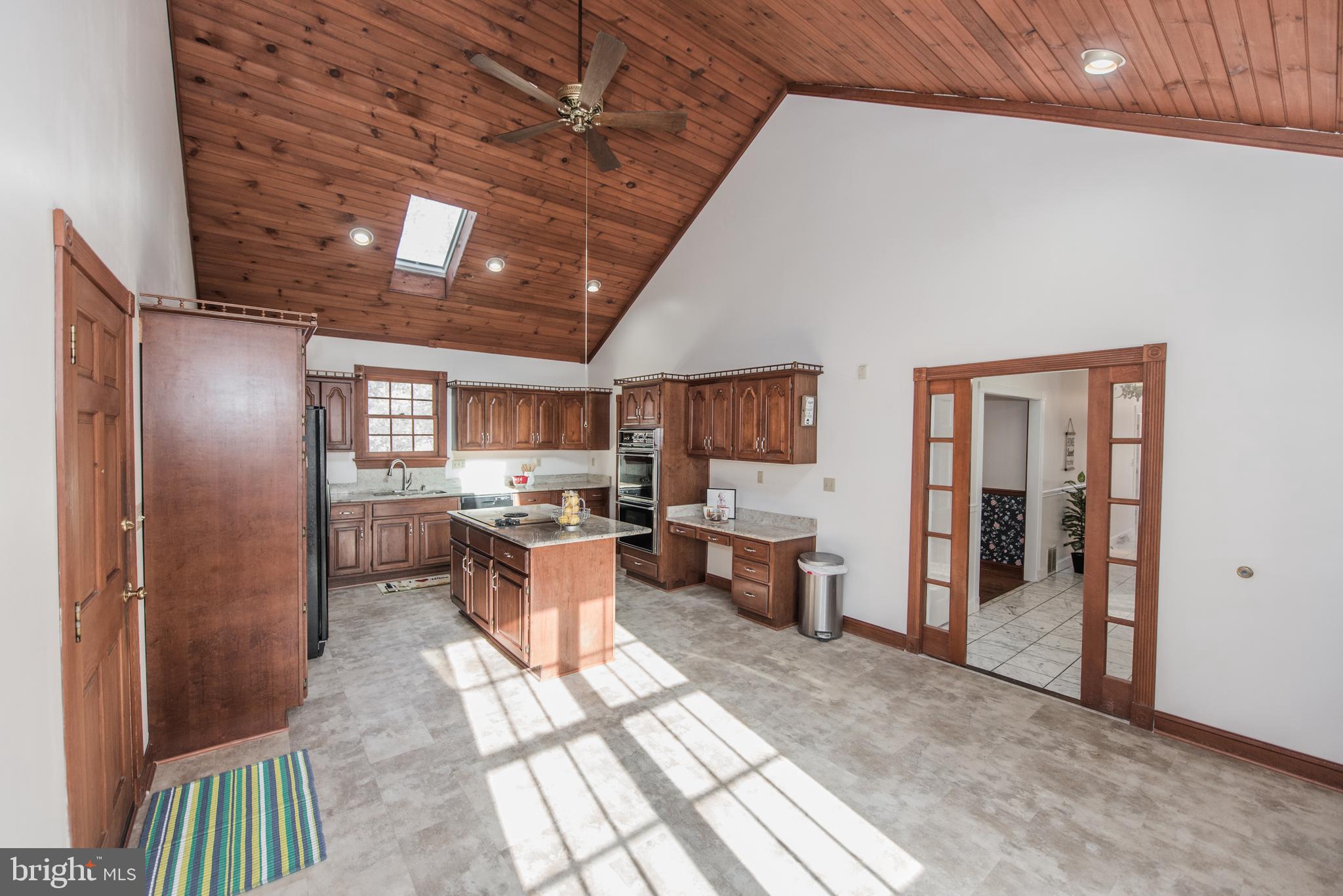 CHATEAU-GAI - Residential