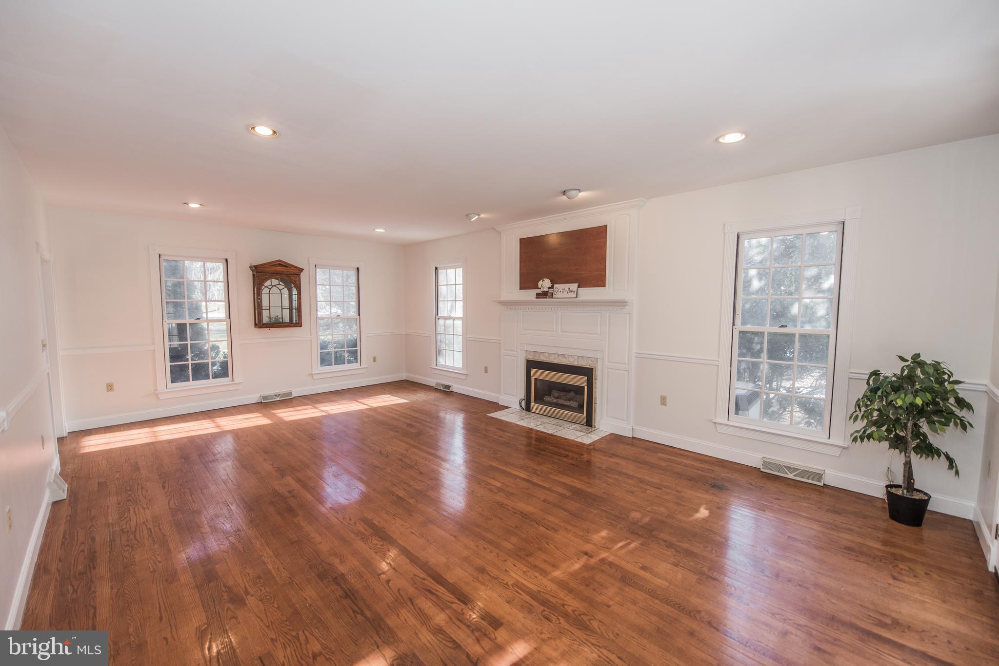 CHATEAU-GAI - Residential