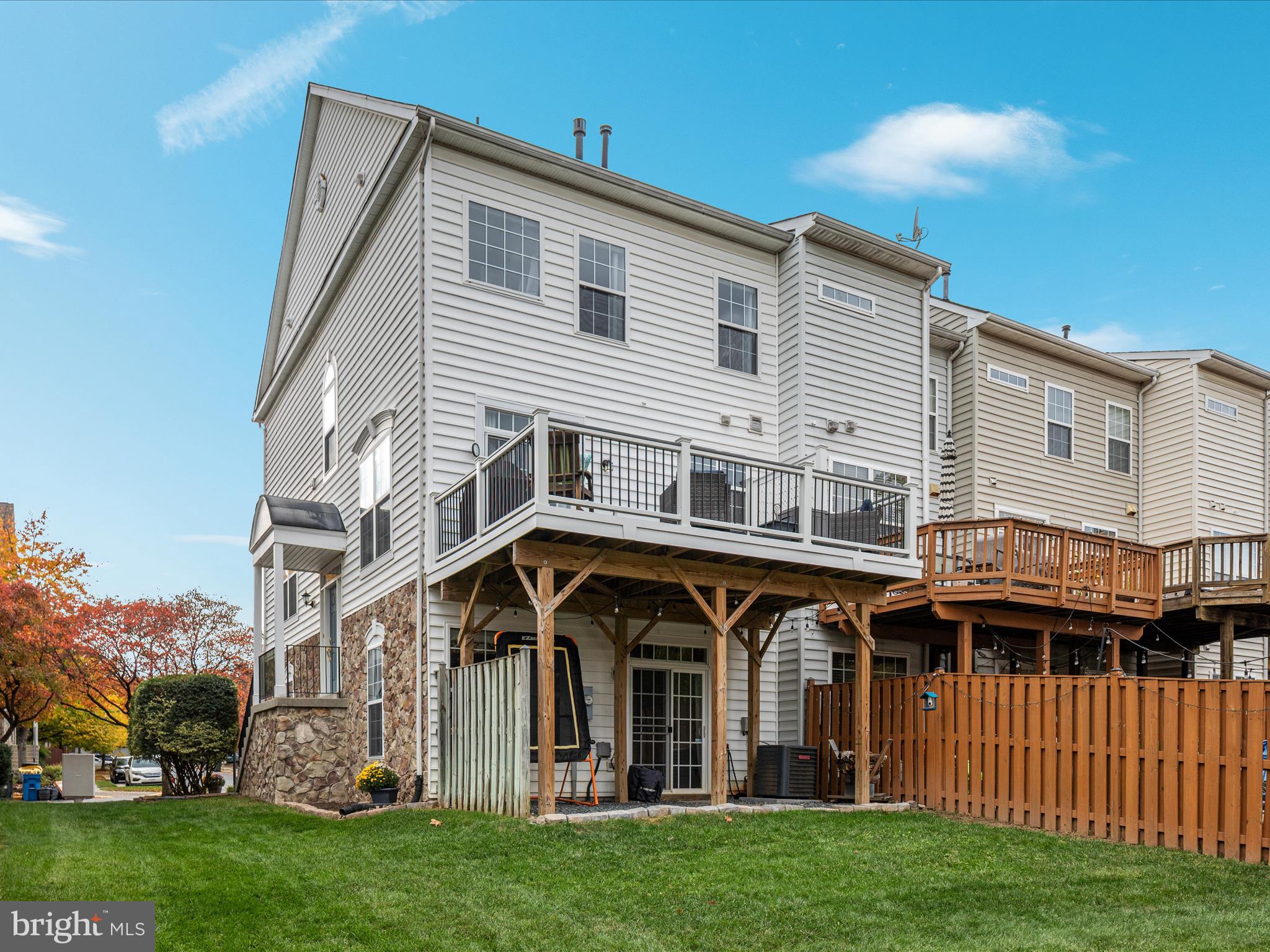 BRAMBLETON - Residential