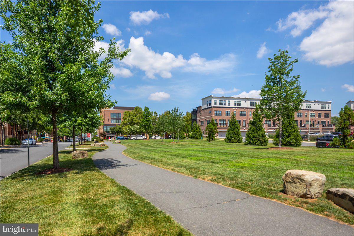 BRAMBLETON - Residential