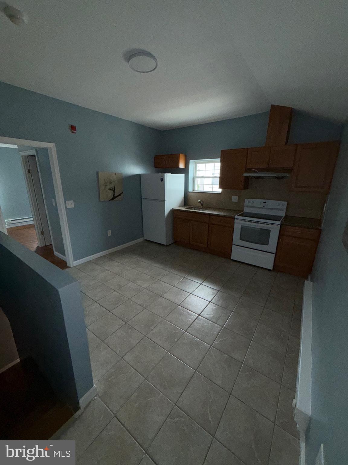 DICKINSON NARROWS - Residential Lease