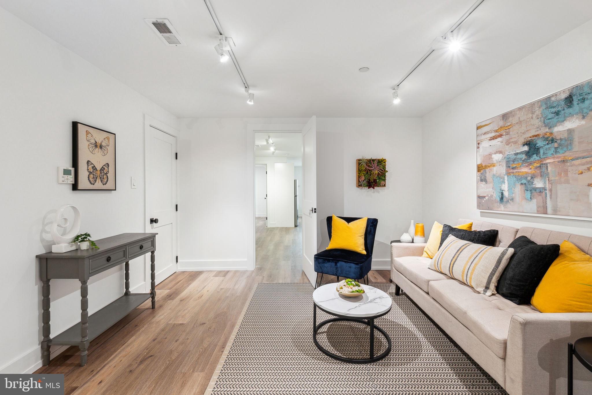 COLUMBIA HEIGHTS - Residential